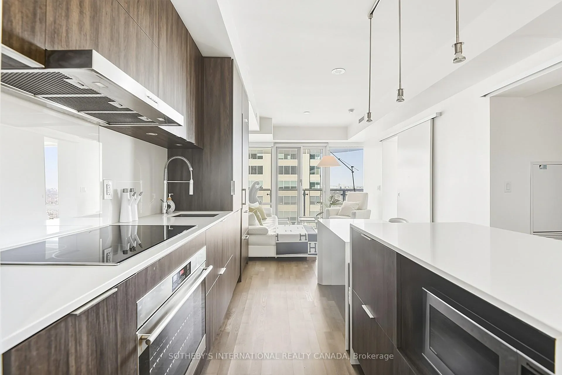Photo 4 of Unit 2712, 1 Bloor Street E, Toronto, Church-Yonge Corridor — HOMEH