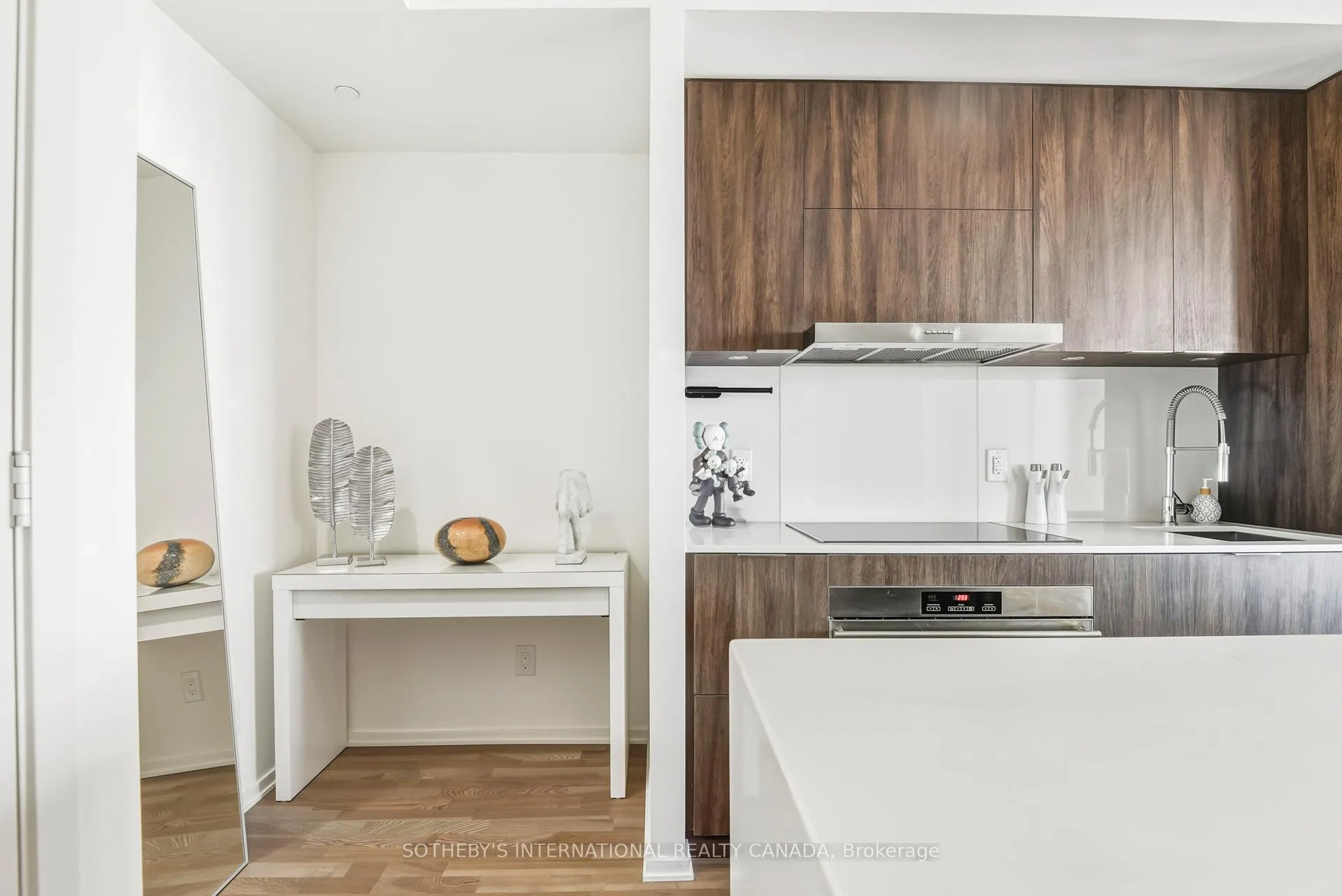 Photo 10 of Unit 2712, 1 Bloor Street E, Toronto, Church-Yonge Corridor — HOMEH