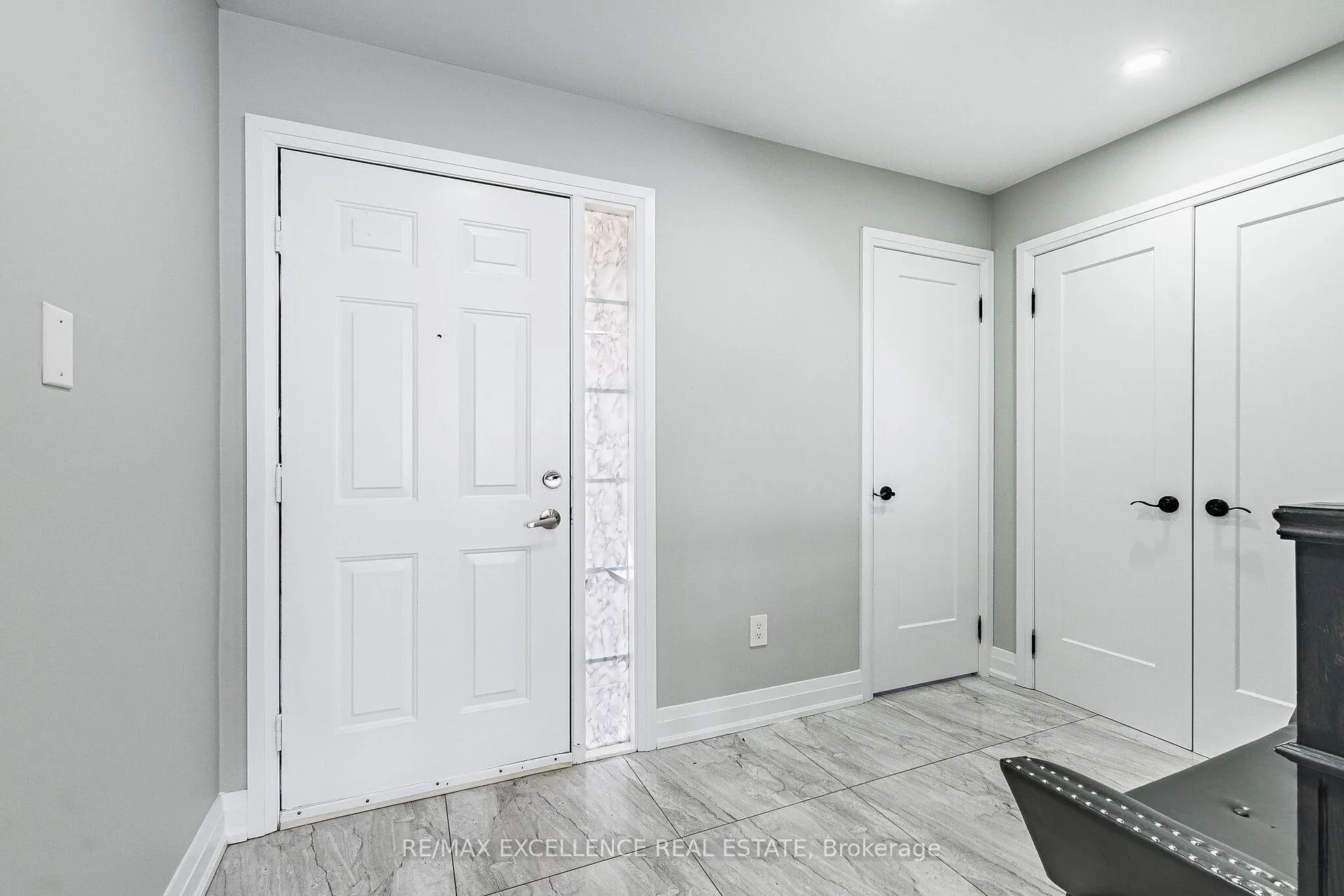 Photo 3 of 37 Elk Street, Brampton, Sandringham-Wellington — HOMEH