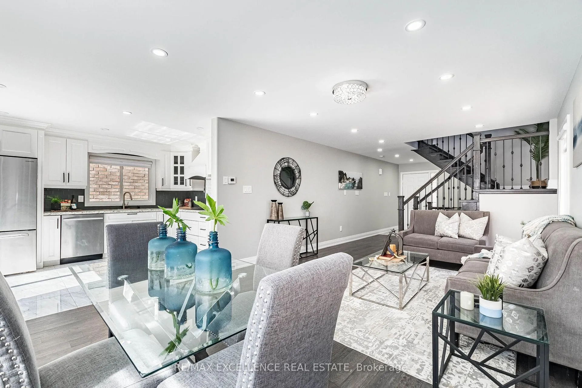 Photo 10 of 37 Elk Street, Brampton, Sandringham-Wellington — HOMEH