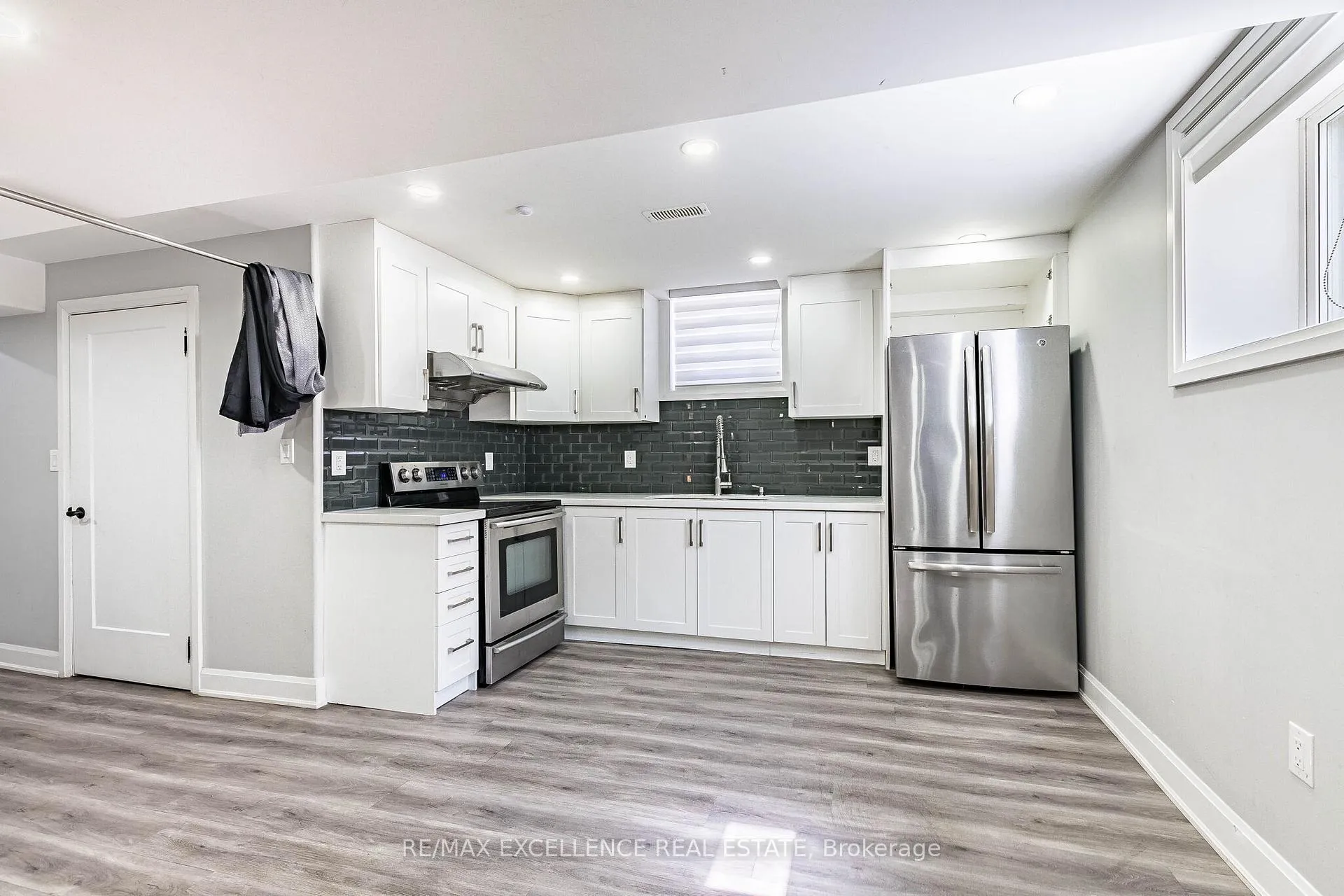 Photo 37 of 37 Elk Street, Brampton, Sandringham-Wellington — HOMEH