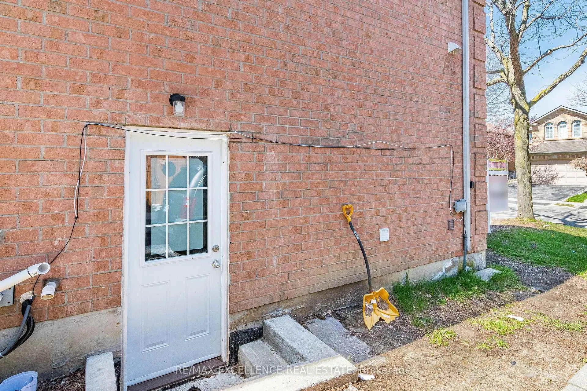 Photo 46 of 37 Elk Street, Brampton, Sandringham-Wellington — HOMEH