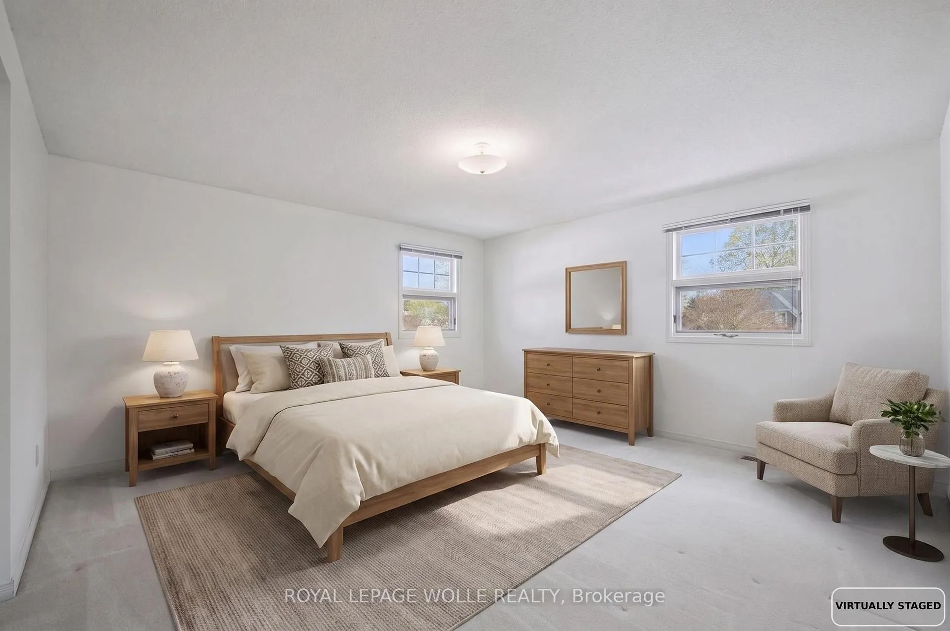 Photo 33 of 363 Northlake Drive, Waterloo — HOMEH