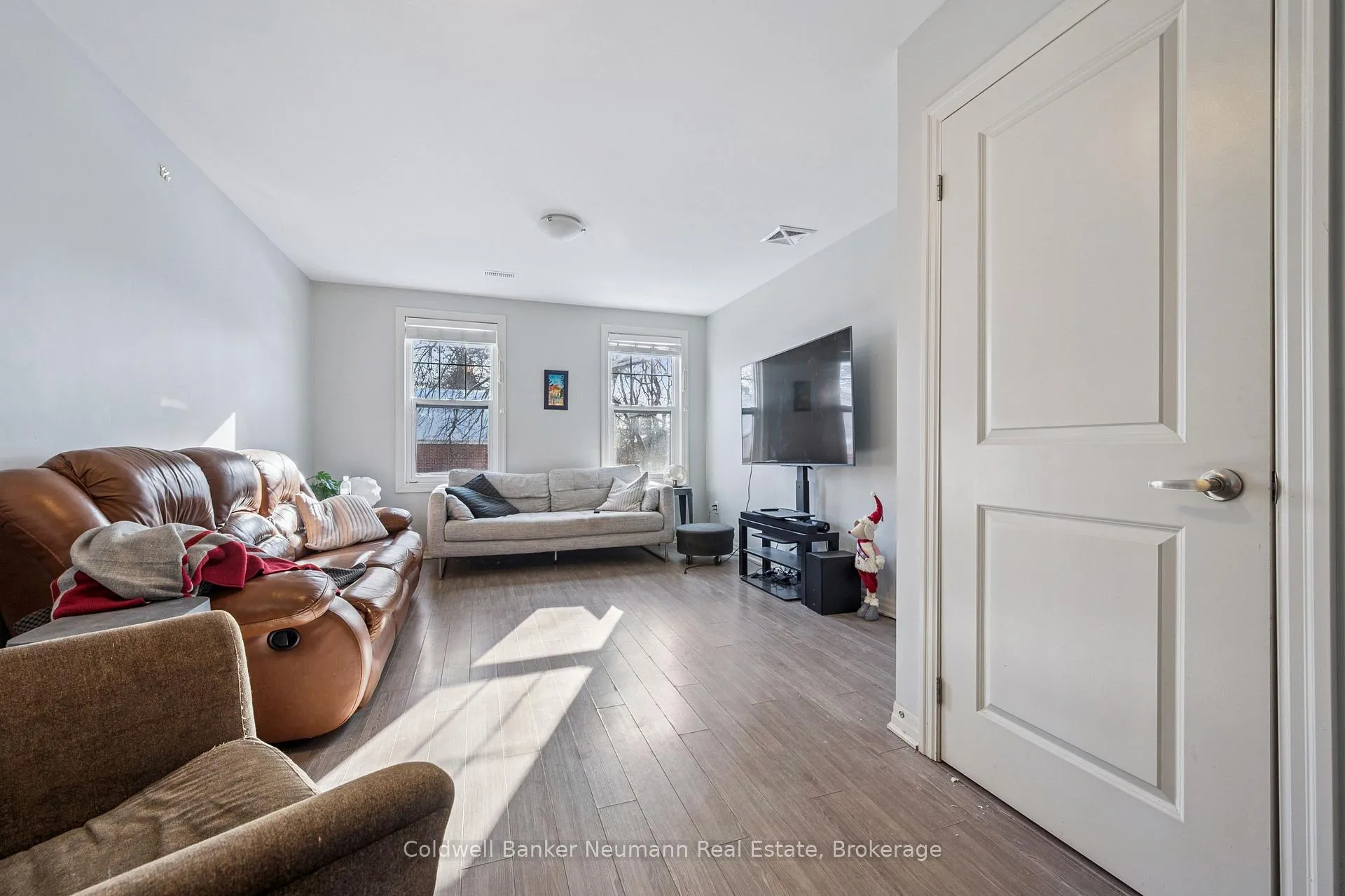 Photo 7 of Unit 9, 803 Gordon Street, Guelph, Kortright West — HOMEH