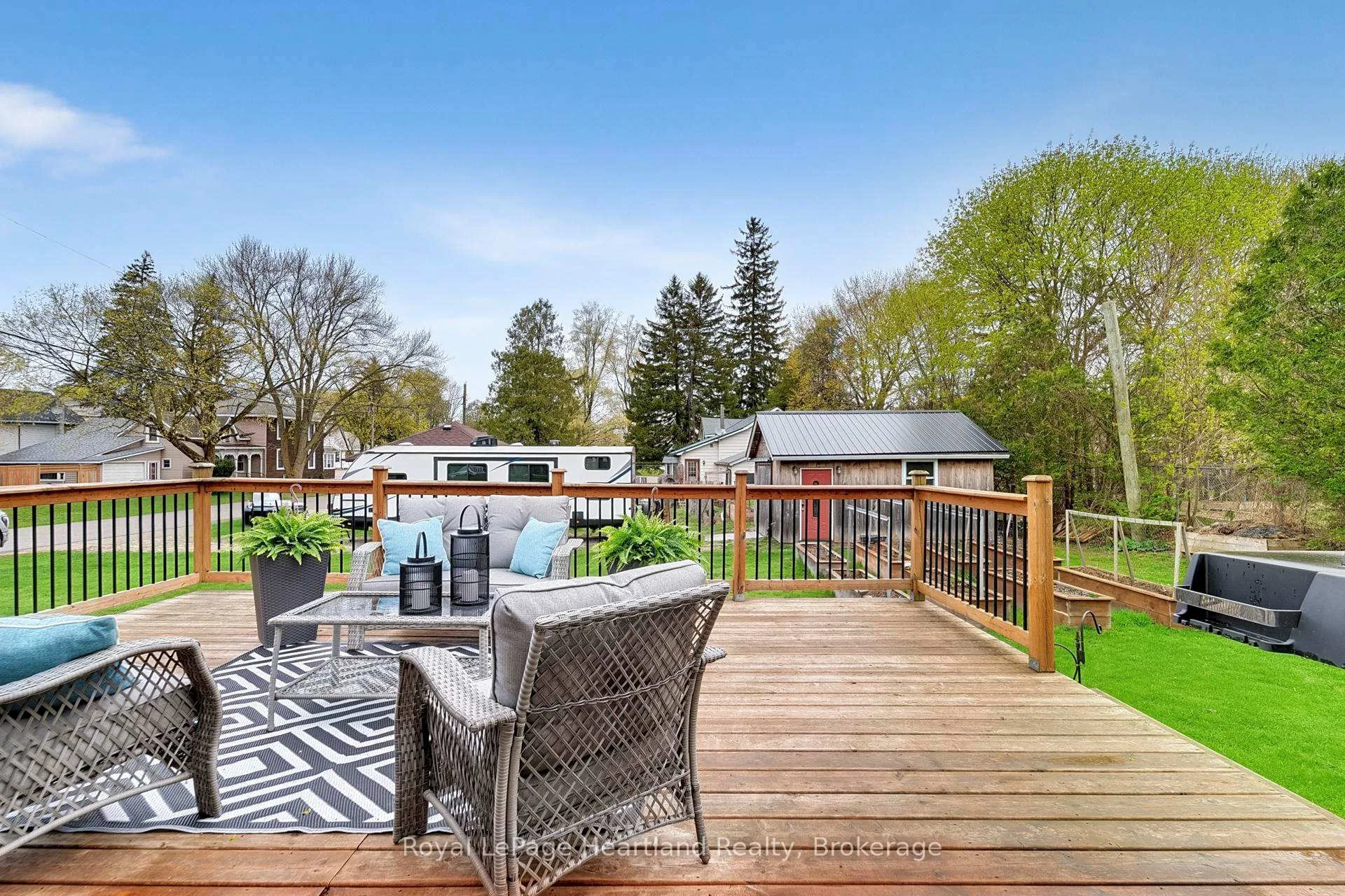 Photo 23 of 46 Egmont Street, Central Huron, Hullett — HOMEH