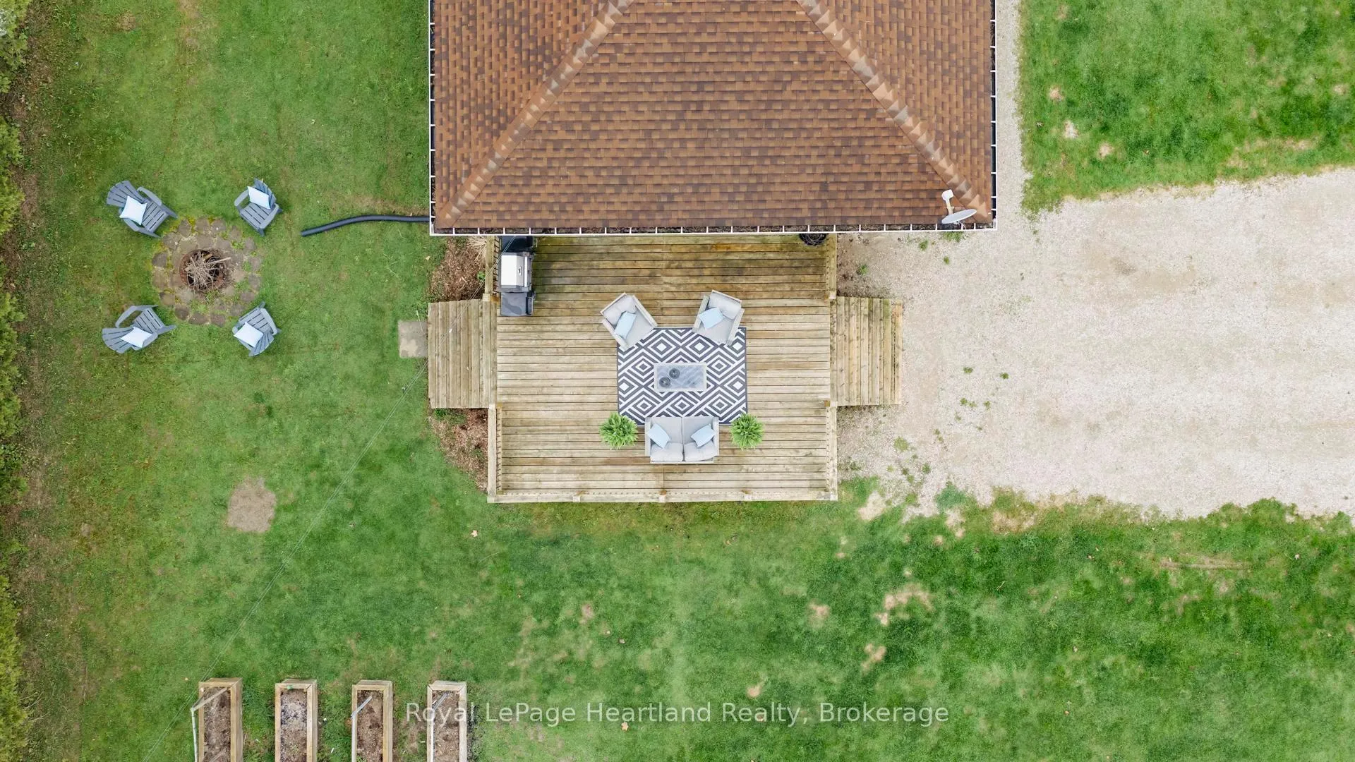 Photo 32 of 46 Egmont Street, Central Huron, Hullett — HOMEH