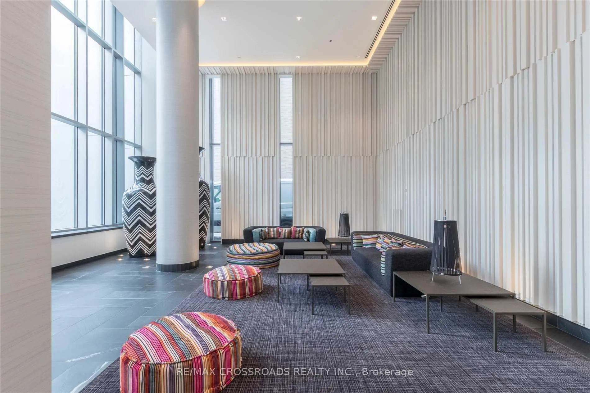 Photo 2 of Unit 806, 42 Charles Street E, Toronto, Church-Yonge Corridor — HOMEH