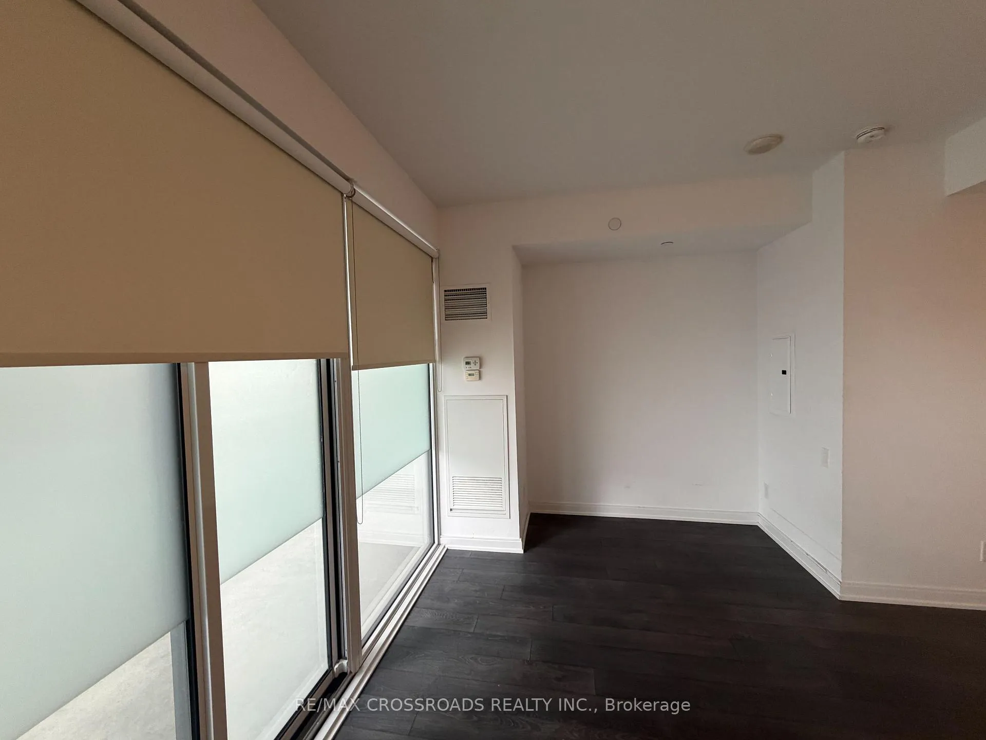 Photo 7 of Unit 806, 42 Charles Street E, Toronto, Church-Yonge Corridor — HOMEH