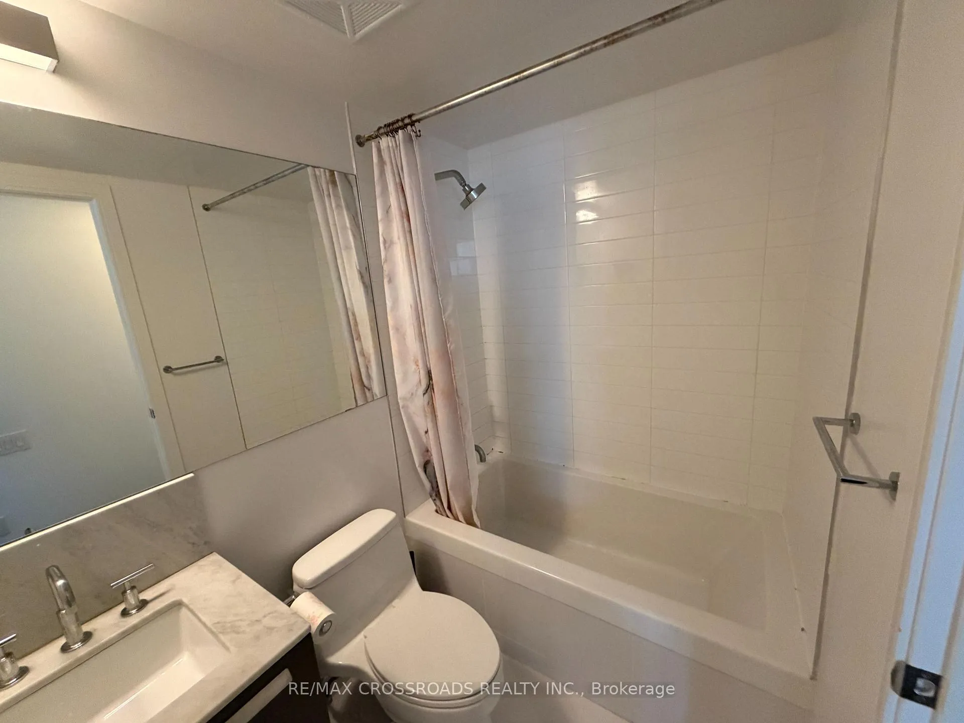 Photo 8 of Unit 806, 42 Charles Street E, Toronto, Church-Yonge Corridor — HOMEH