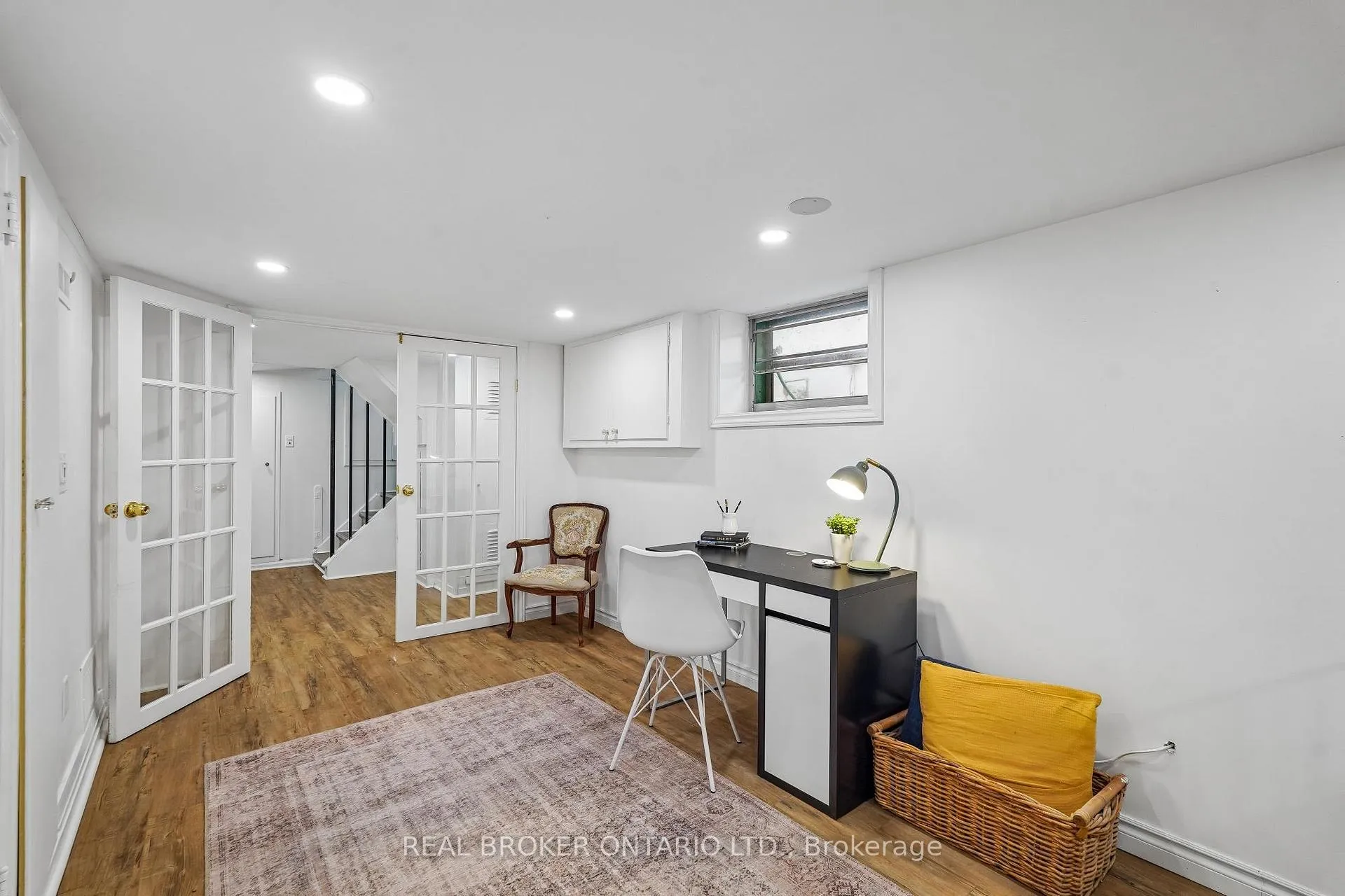 Photo 16 of 14 Plains Road, Toronto, East York — HOMEH