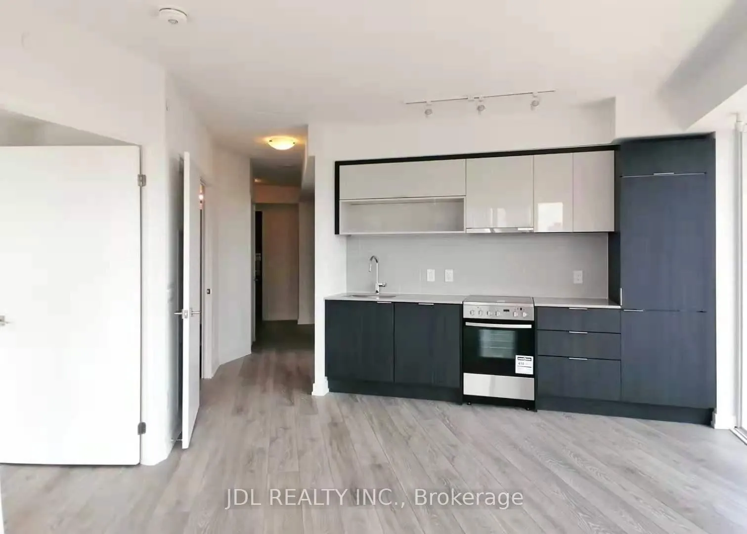 Photo 3 of Unit 1808, 159 Wellesley Street E, Toronto, Cabbagetown-South St. James Town — HOMEH