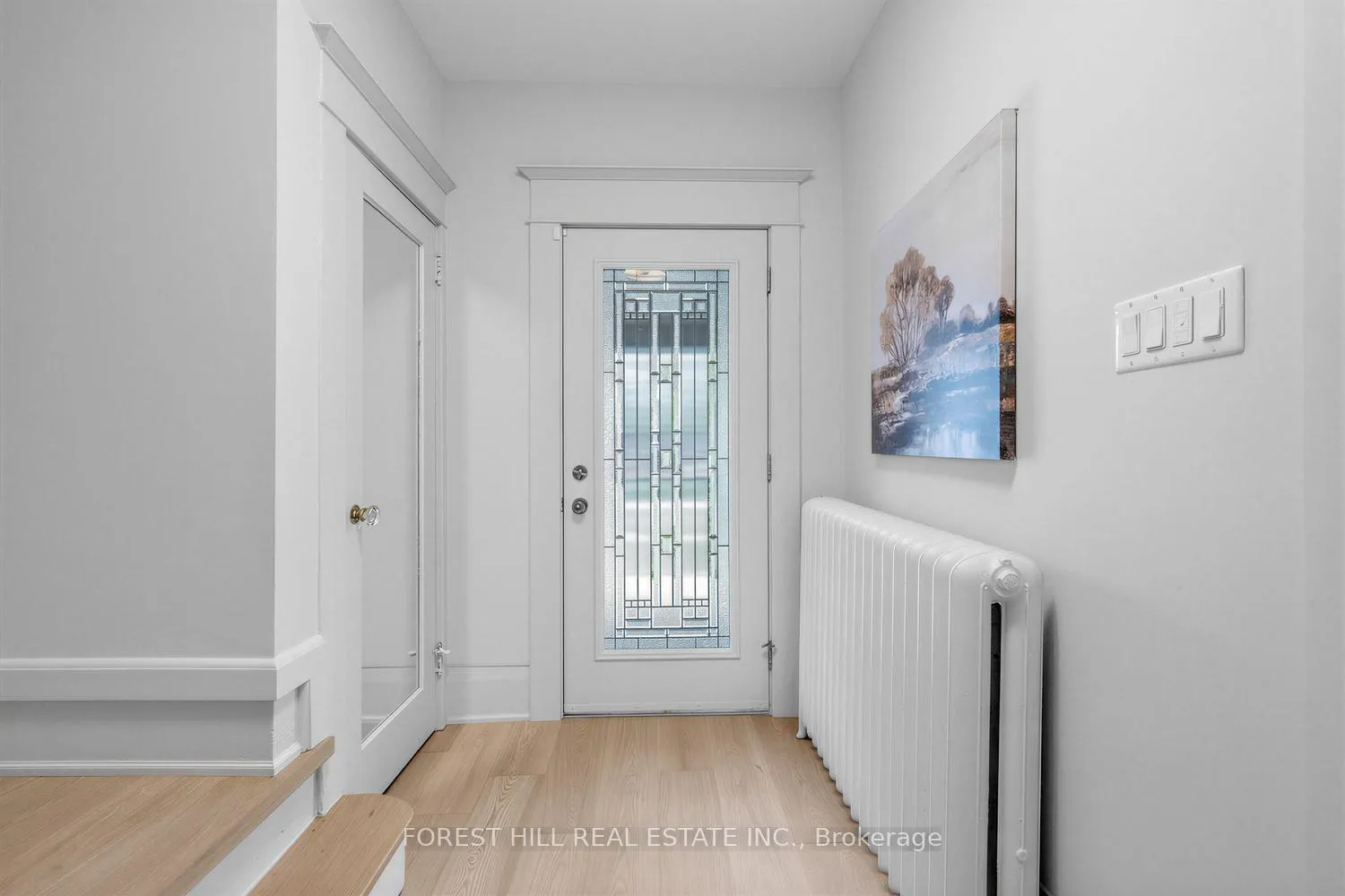 Photo 3 of 35 Westmount Avenue, Toronto, Corso Italia-Davenport — HOMEH