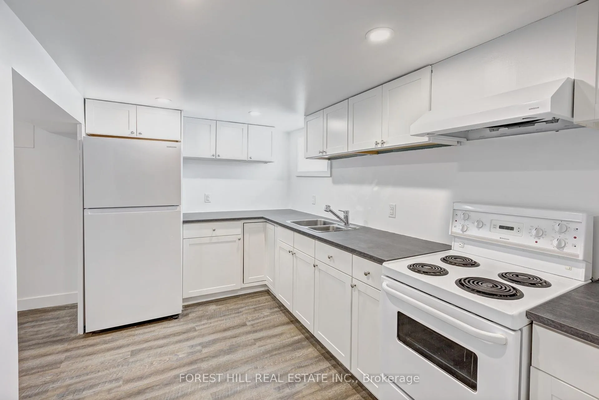 Photo 44 of 35 Westmount Avenue, Toronto, Corso Italia-Davenport — HOMEH