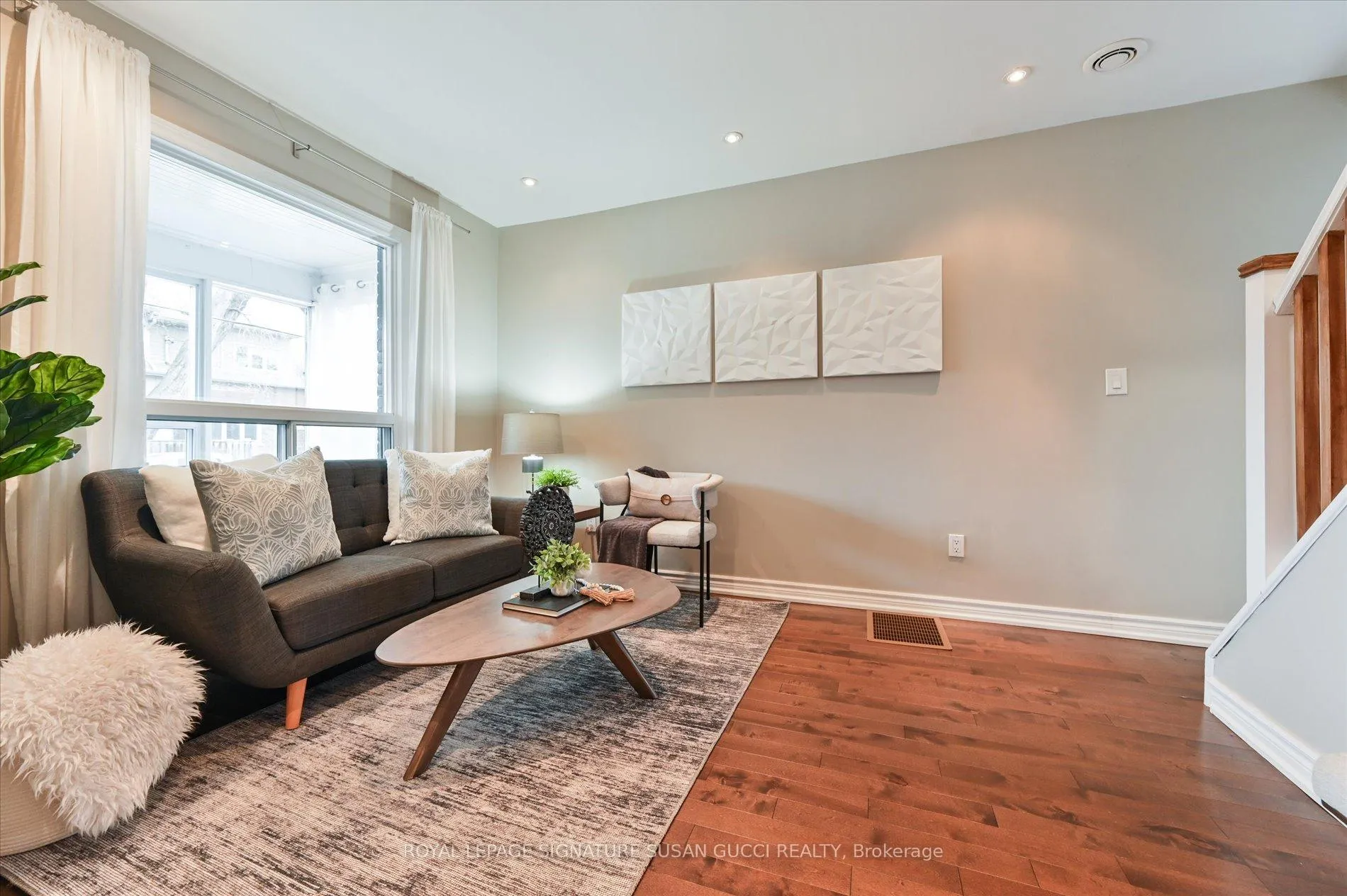 Photo 6 of 2 Newman Avenue, Toronto, Crescent Town — HOMEH