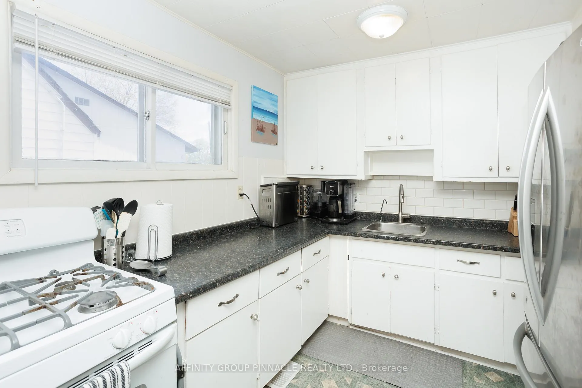 Photo 11 of 7 Churchill Crescent, Kawartha Lakes, Lindsay — HOMEH
