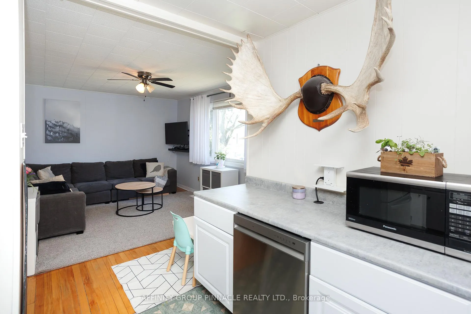 Photo 13 of 7 Churchill Crescent, Kawartha Lakes, Lindsay — HOMEH