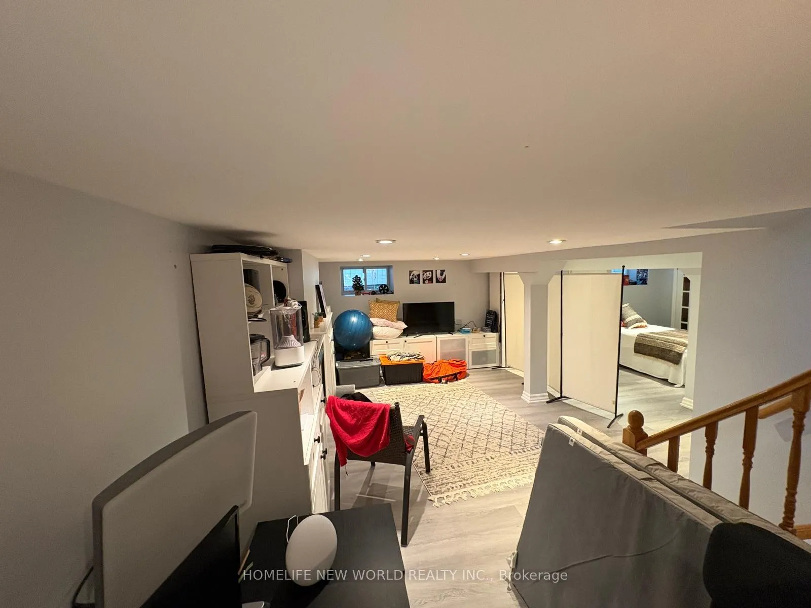 Photo 17 of 47 Lawrence Crescent, Toronto, Lawrence Park South — HOMEH