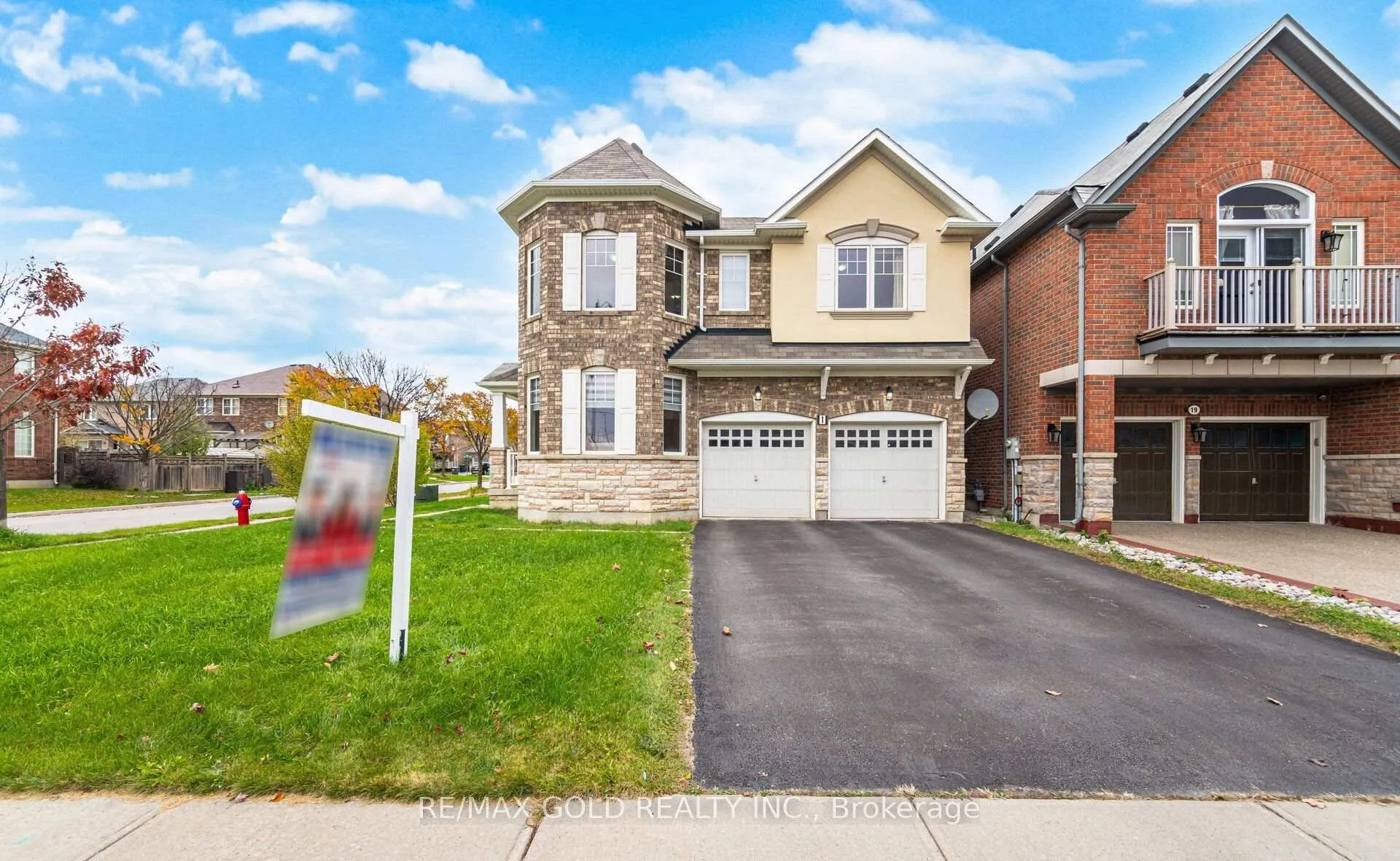 Photo 1 of 1 Restless Gate, Brampton, Bram East — HOMEH