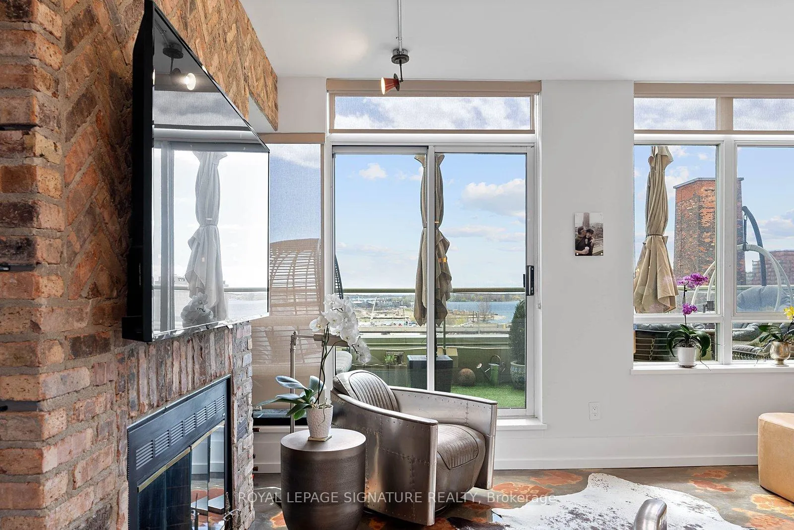 Photo 13 of Unit Ph13, 70 Mill Street, Toronto, Waterfront Communities — HOMEH