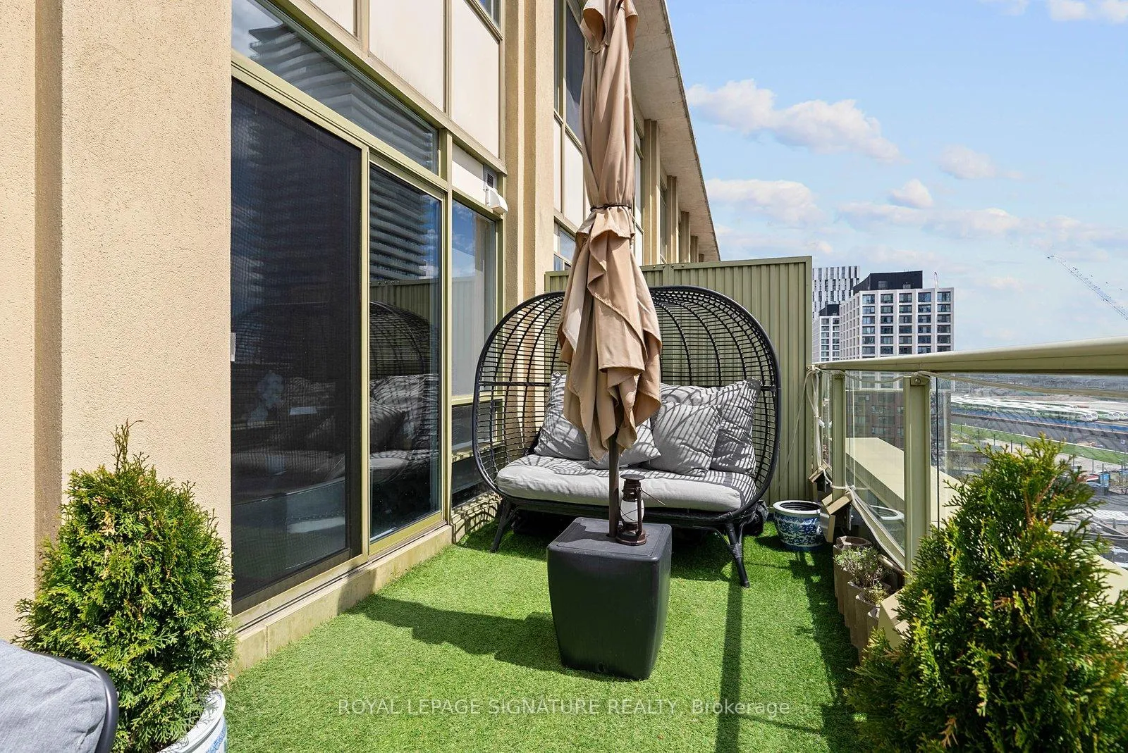 Photo 15 of Unit Ph13, 70 Mill Street, Toronto, Waterfront Communities — HOMEH