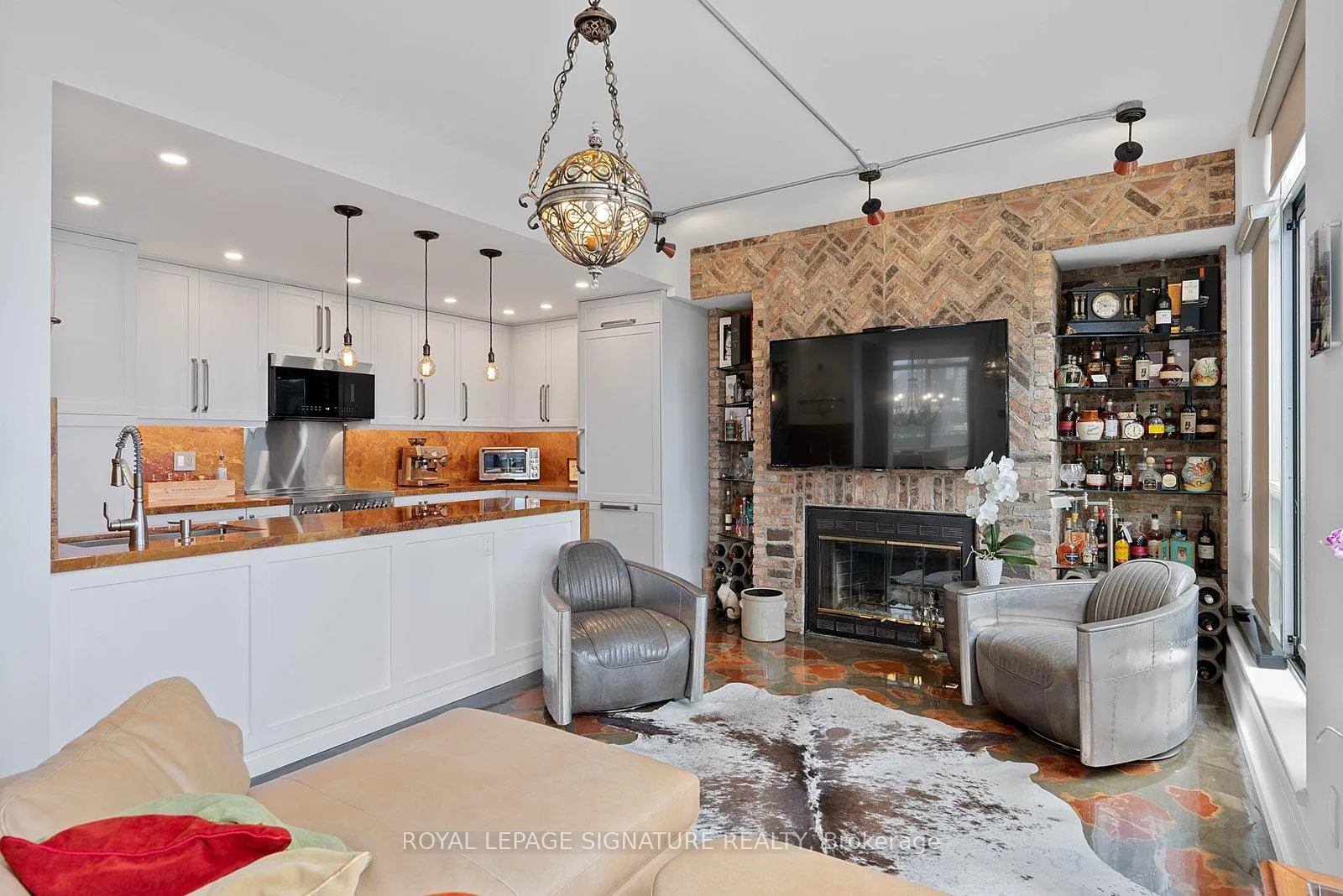Photo 16 of Unit Ph13, 70 Mill Street, Toronto, Waterfront Communities — HOMEH