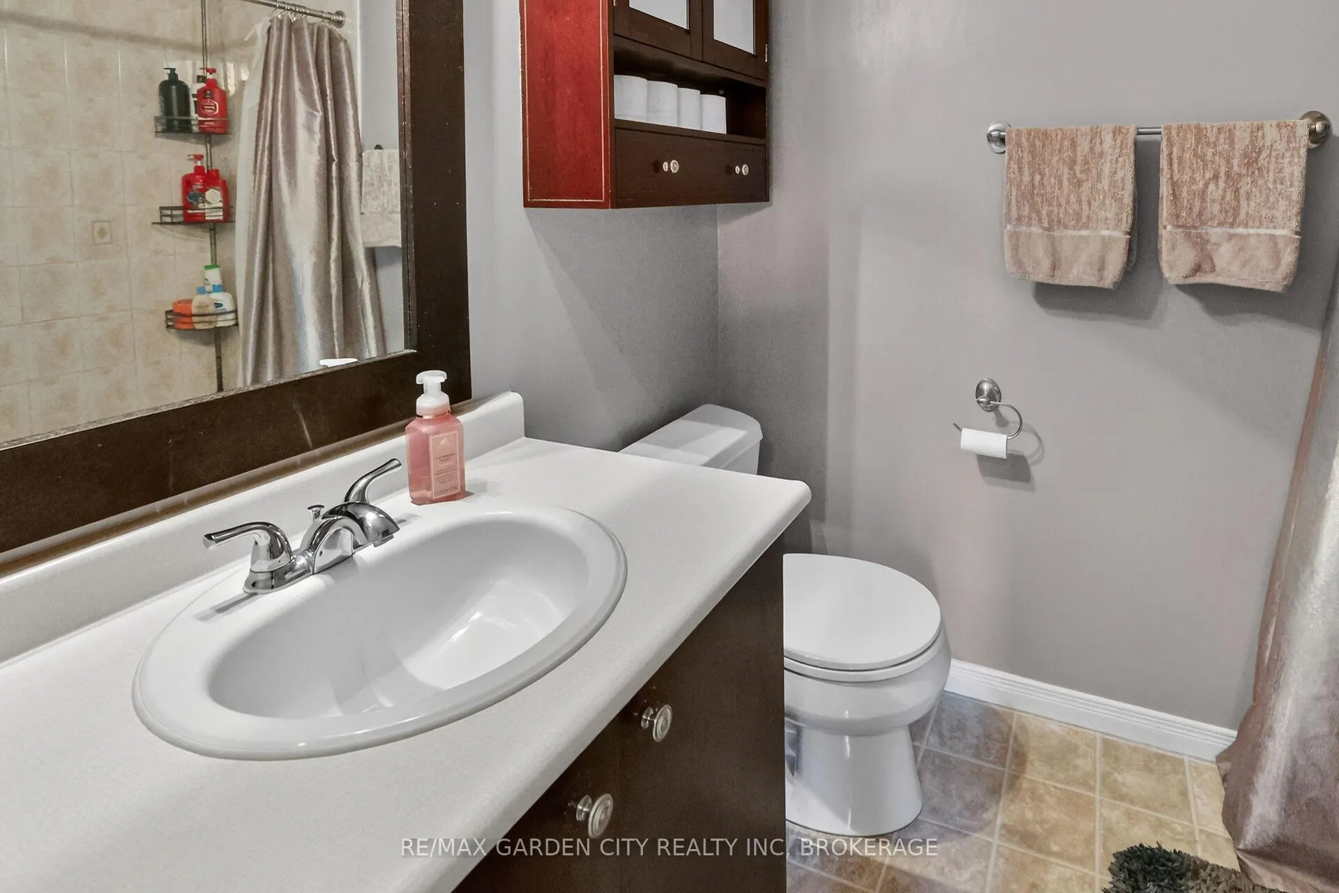 Photo 19 of Unit 201, 511 Highway 8, Hamilton, Stoney Creek — HOMEH