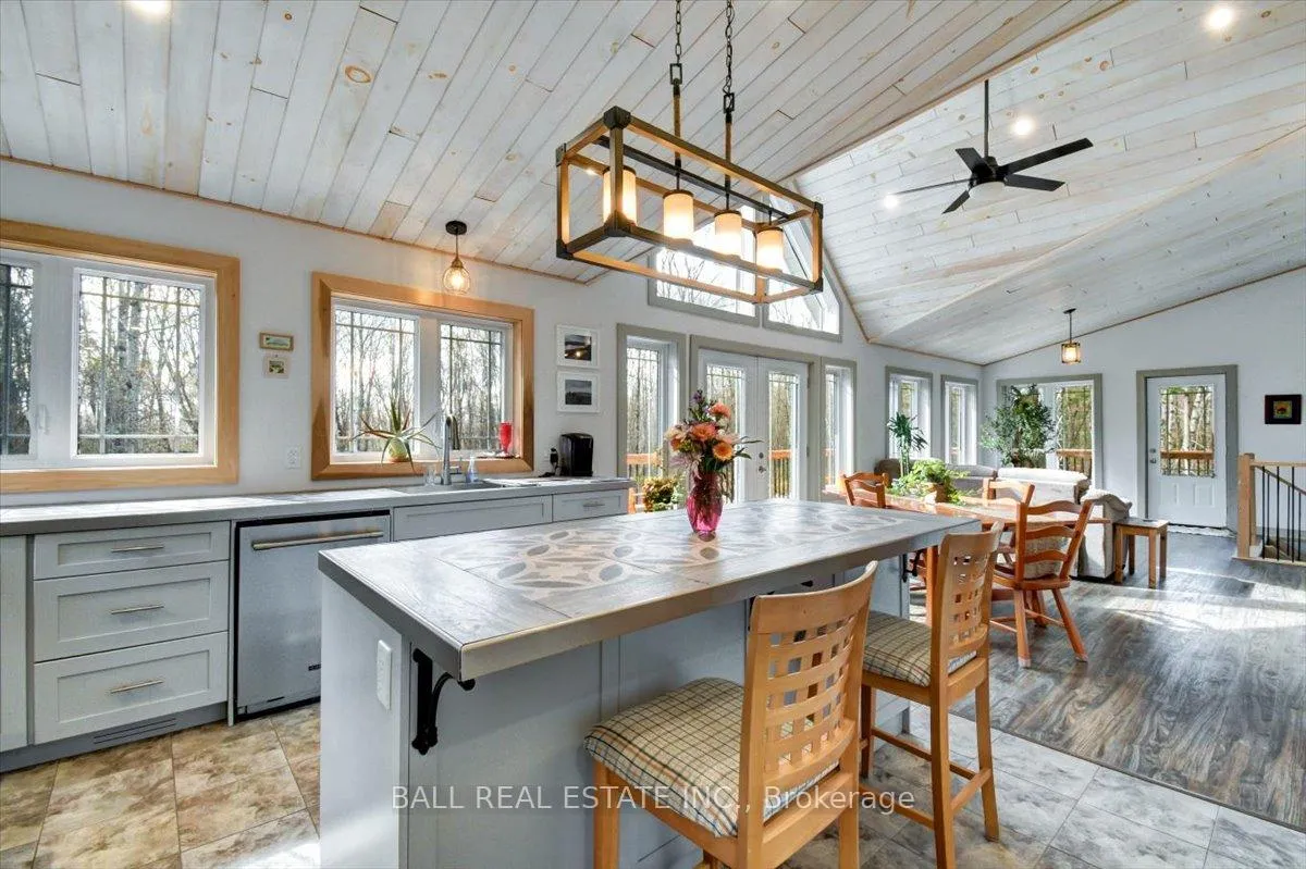 Photo 5 of 1404 Hybla Road, Hastings Highlands, Monteagle Ward — HOMEH