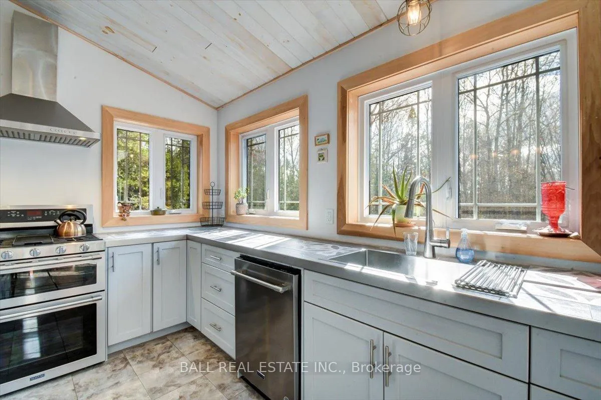 Photo 7 of 1404 Hybla Road, Hastings Highlands, Monteagle Ward — HOMEH