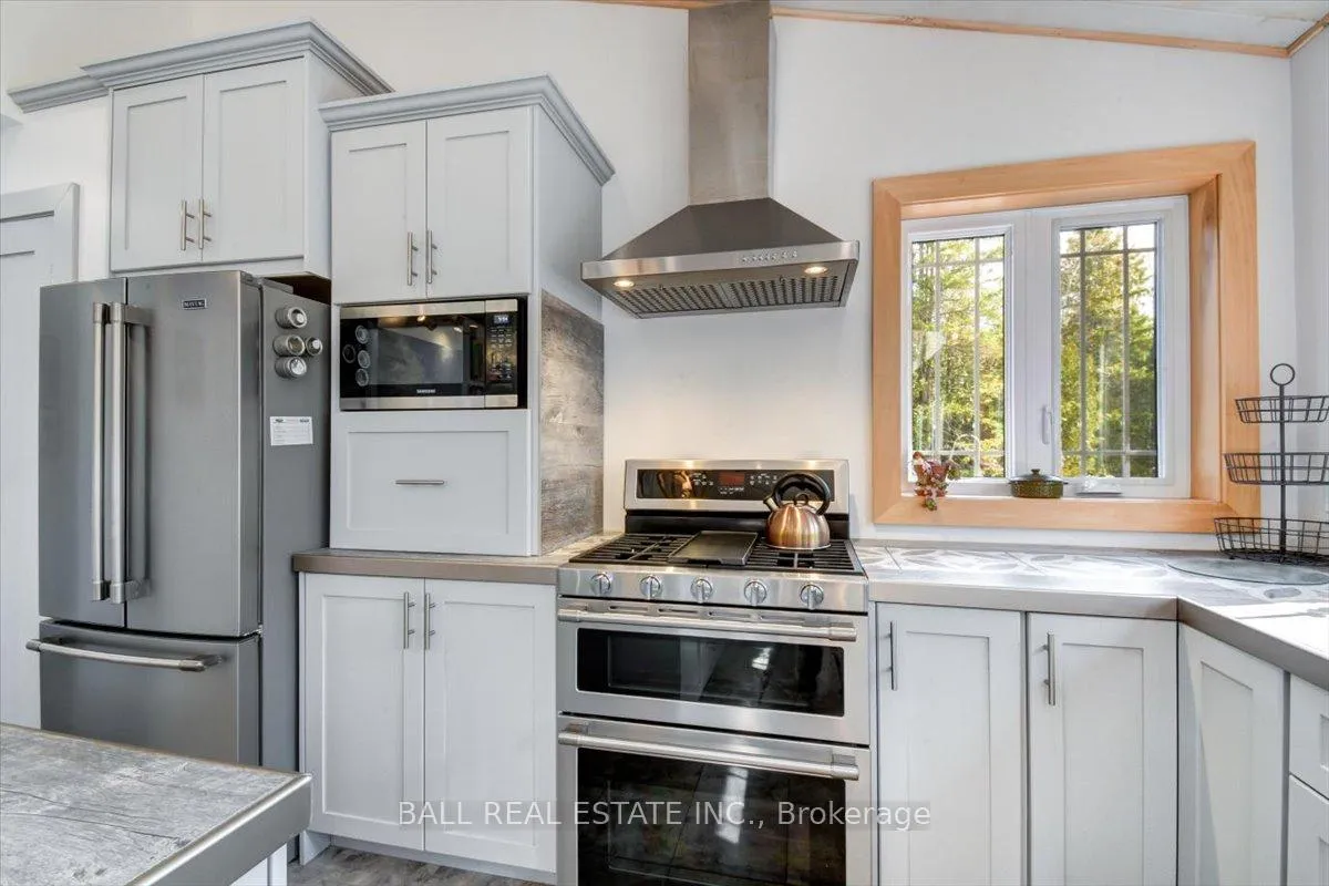 Photo 8 of 1404 Hybla Road, Hastings Highlands, Monteagle Ward — HOMEH