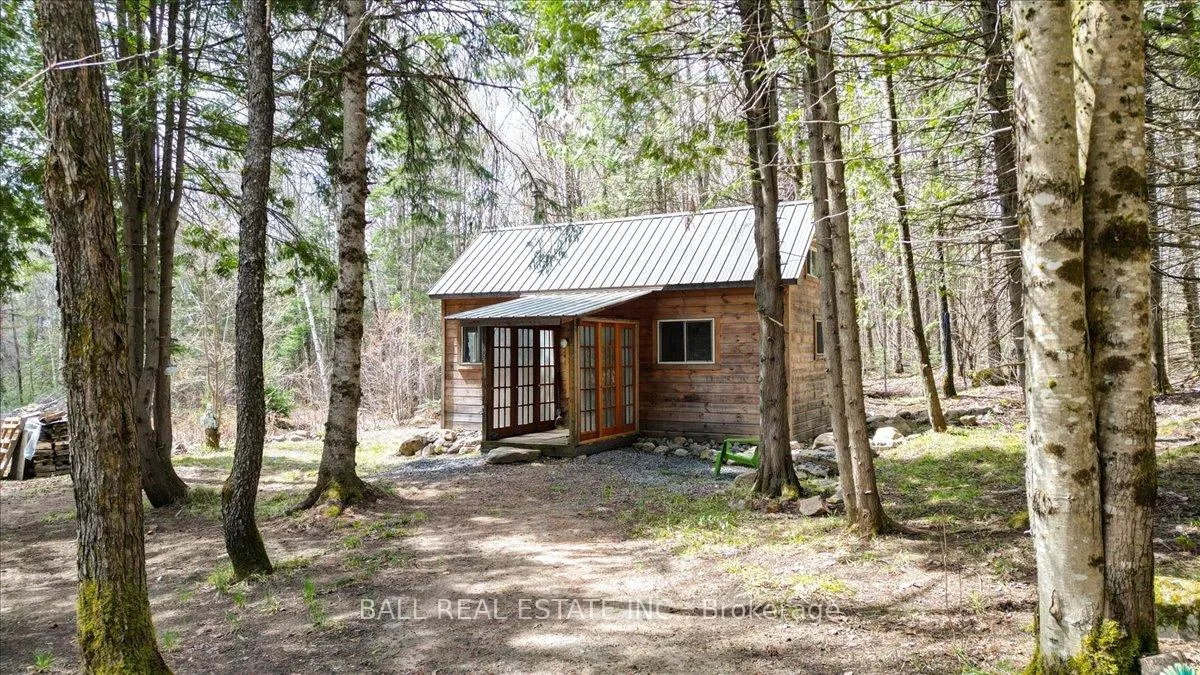 Photo 33 of 1404 Hybla Road, Hastings Highlands, Monteagle Ward — HOMEH