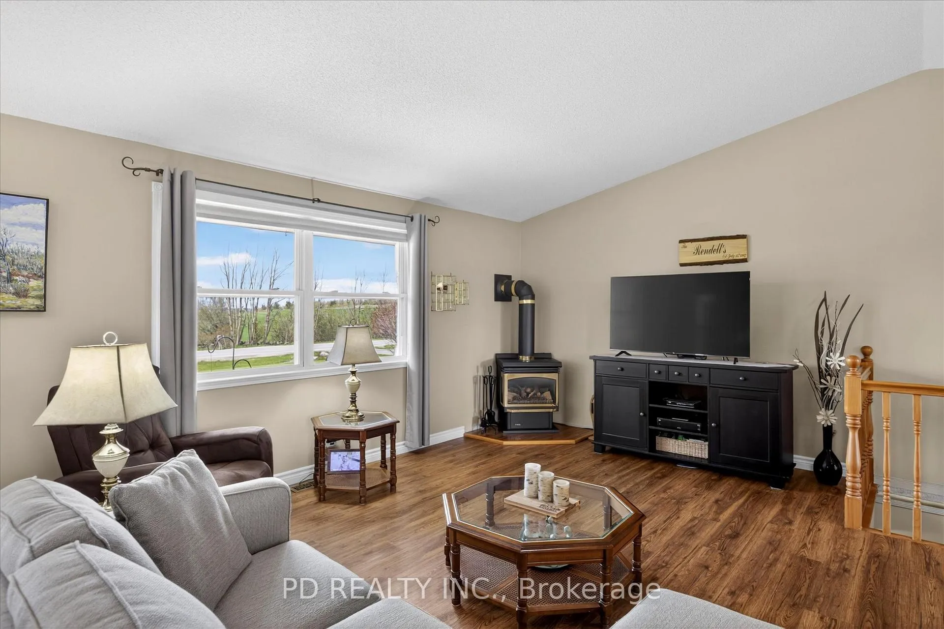 Photo 11 of 306 Cottingham Road, Kawartha Lakes, Emily — HOMEH