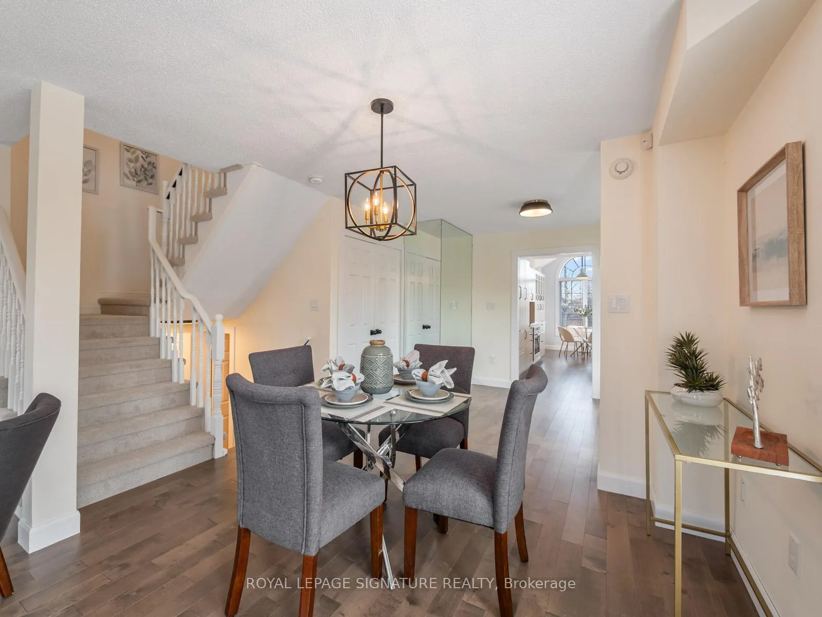 Photo 17 of 52 Lakeridge Drive, Scarborough, Centennial Scarborough — HOMEH