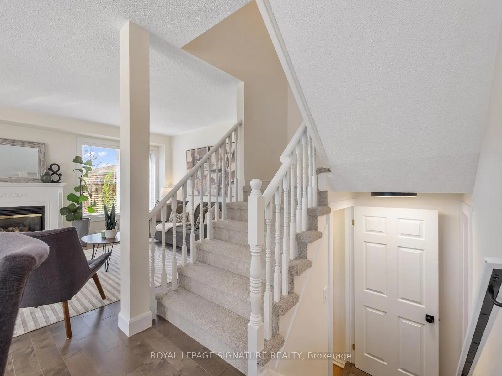 Photo 20 of 52 Lakeridge Drive, Scarborough, Centennial Scarborough — HOMEH