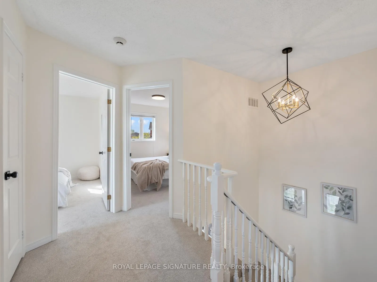 Photo 21 of 52 Lakeridge Drive, Scarborough, Centennial Scarborough — HOMEH