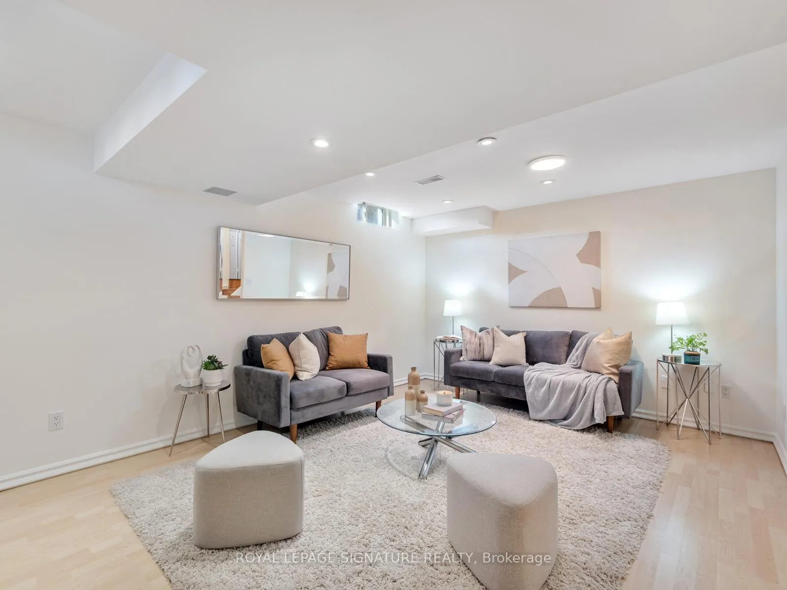 Photo 35 of 52 Lakeridge Drive, Scarborough, Centennial Scarborough — HOMEH