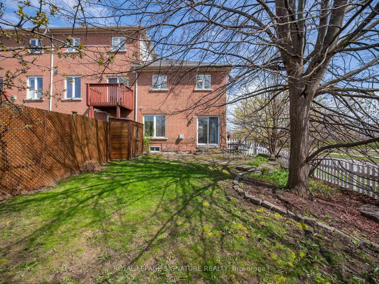 Photo 42 of 52 Lakeridge Drive, Scarborough, Centennial Scarborough — HOMEH