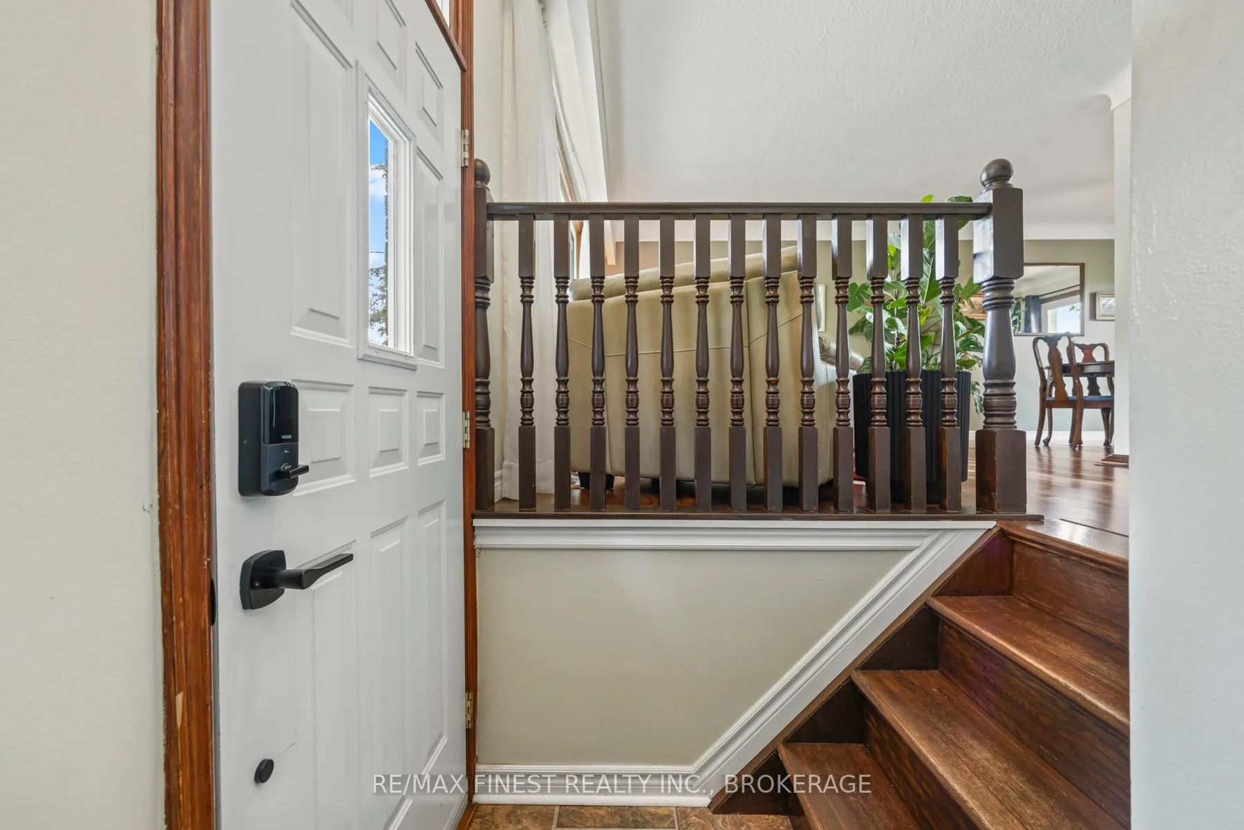 Photo 6 of 1429 Avondale Crescent, Kingston, City Northwest — HOMEH