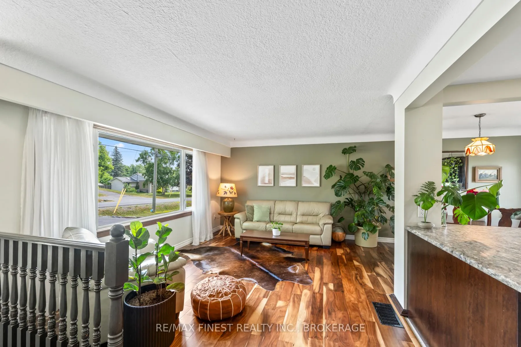 Photo 7 of 1429 Avondale Crescent, Kingston, City Northwest — HOMEH