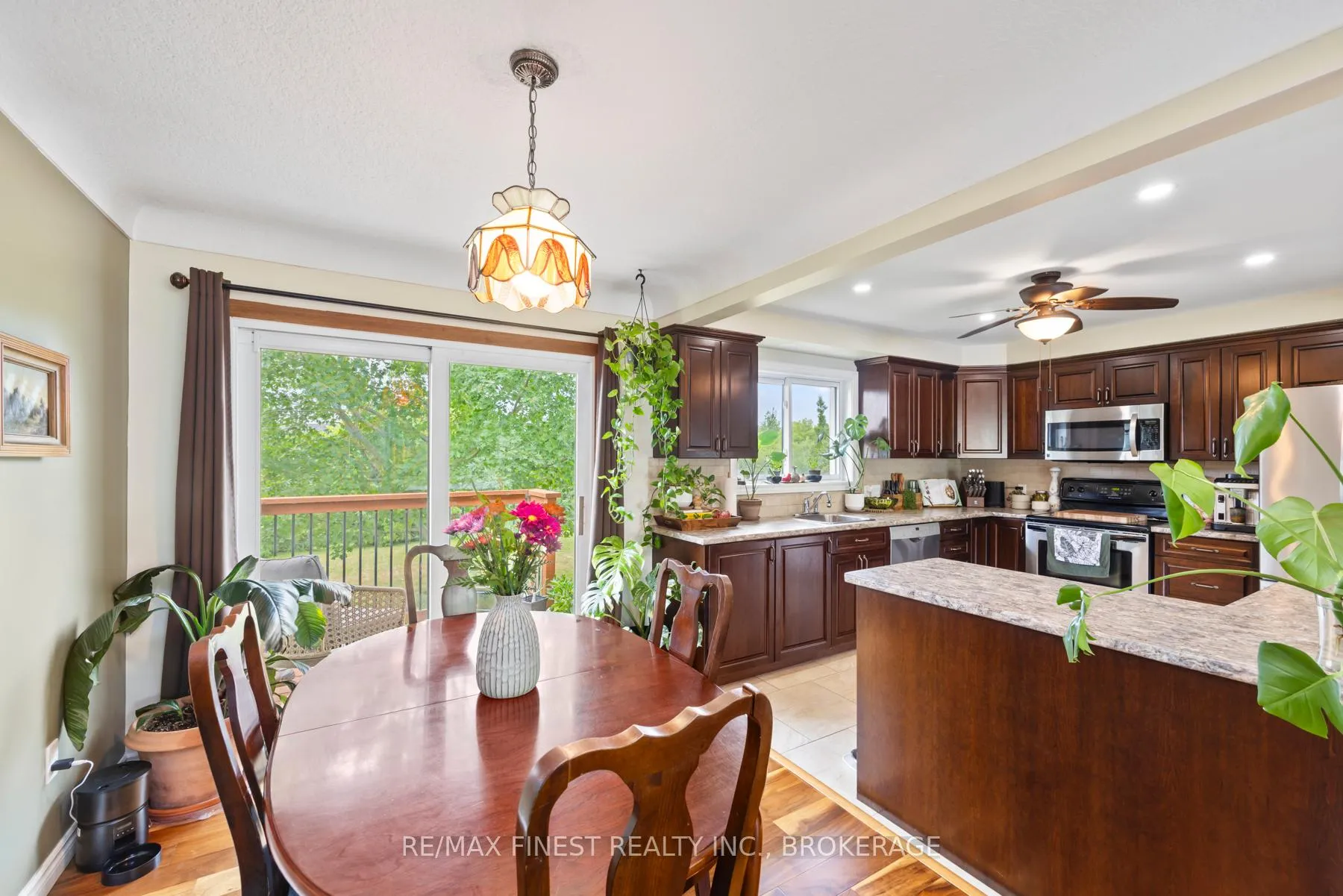 Photo 12 of 1429 Avondale Crescent, Kingston, City Northwest — HOMEH
