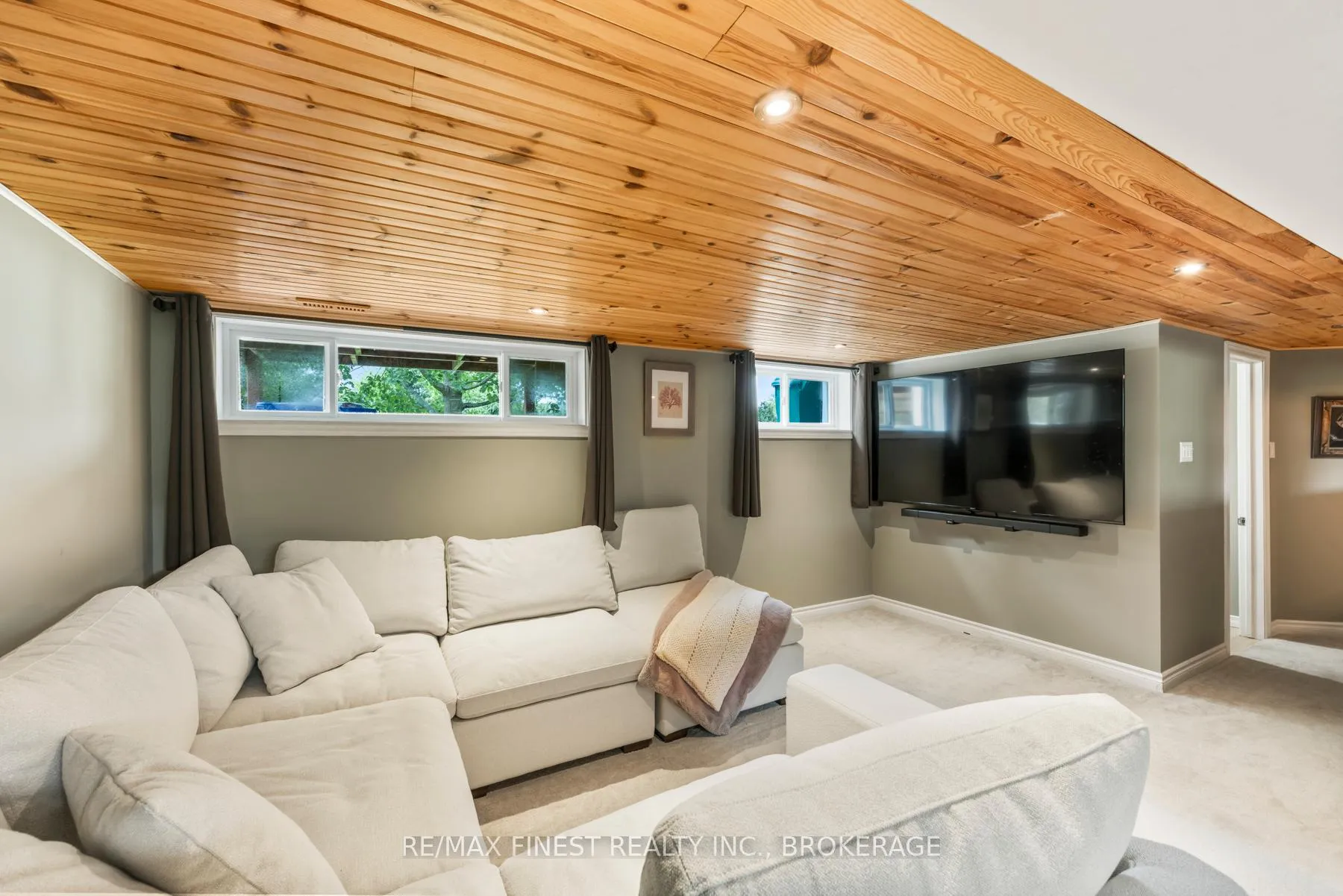 Photo 29 of 1429 Avondale Crescent, Kingston, City Northwest — HOMEH
