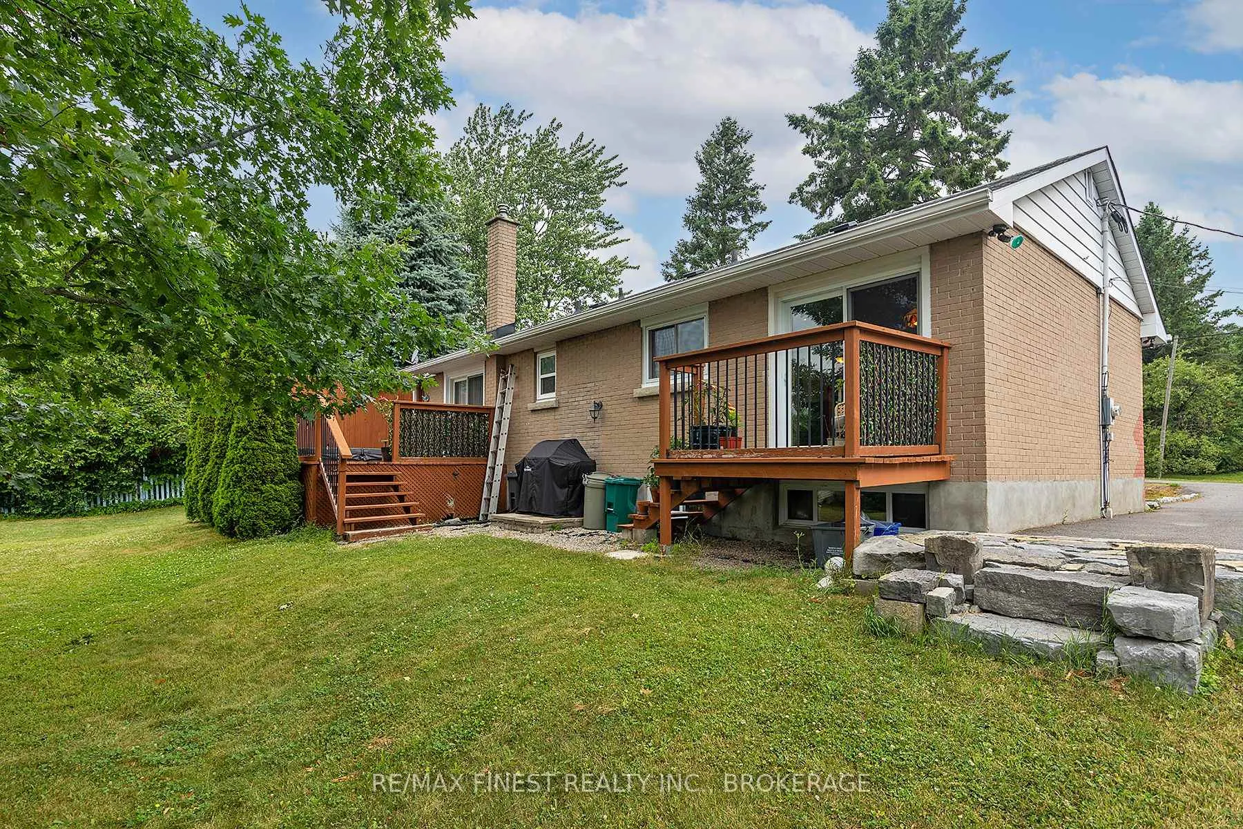 Photo 39 of 1429 Avondale Crescent, Kingston, City Northwest — HOMEH