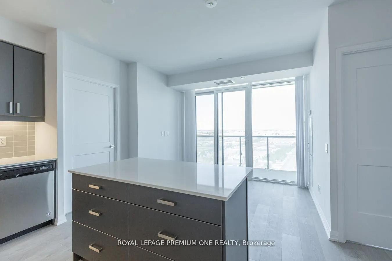 Photo 16 of Unit 2614, 7895 Jane Street, Vaughan, Concord — HOMEH