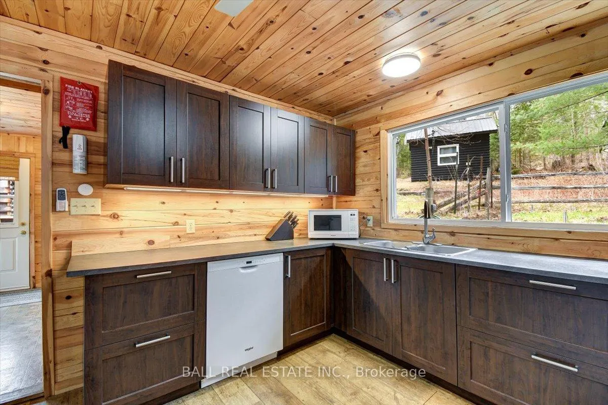 Photo 9 of 1361 Mcrae Hay Lake Road, South Algonquin — HOMEH