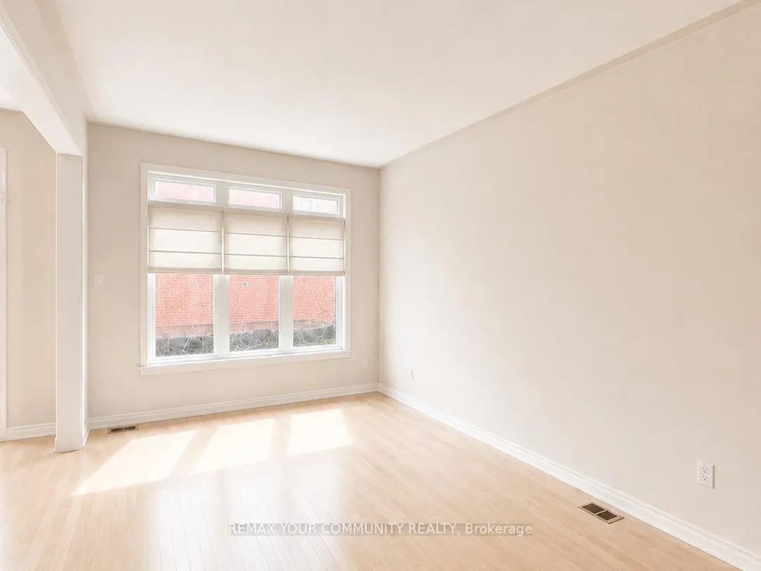 Photo 11 of 75 Gauguin Avenue, Vaughan, Patterson — HOMEH