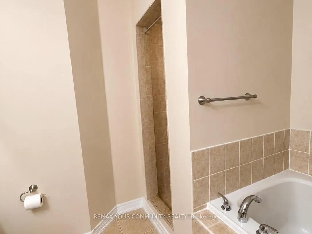 Photo 15 of 75 Gauguin Avenue, Vaughan, Patterson — HOMEH