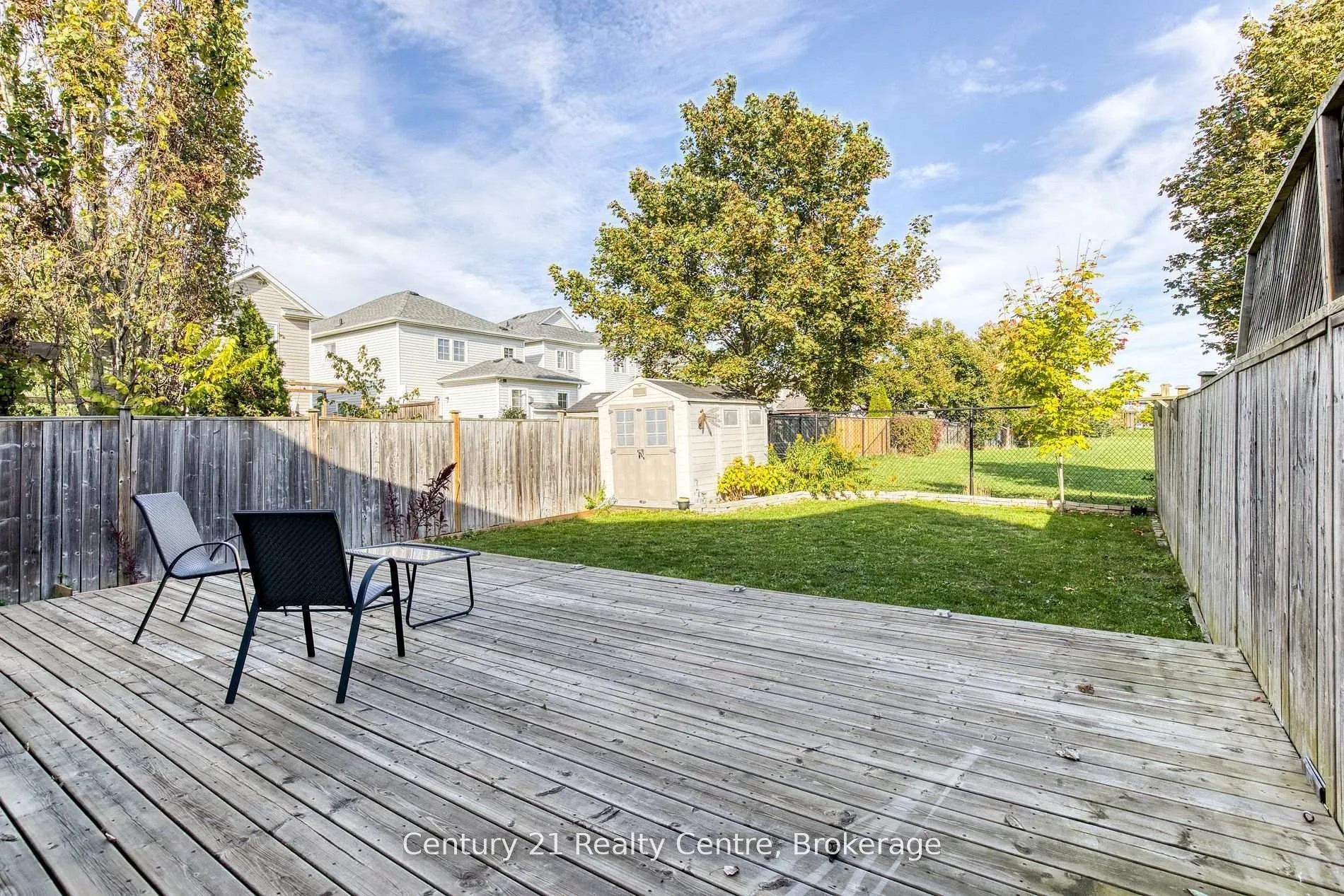 Photo 40 of 45 Hatch Street E, Whitby, Brooklin — HOMEH