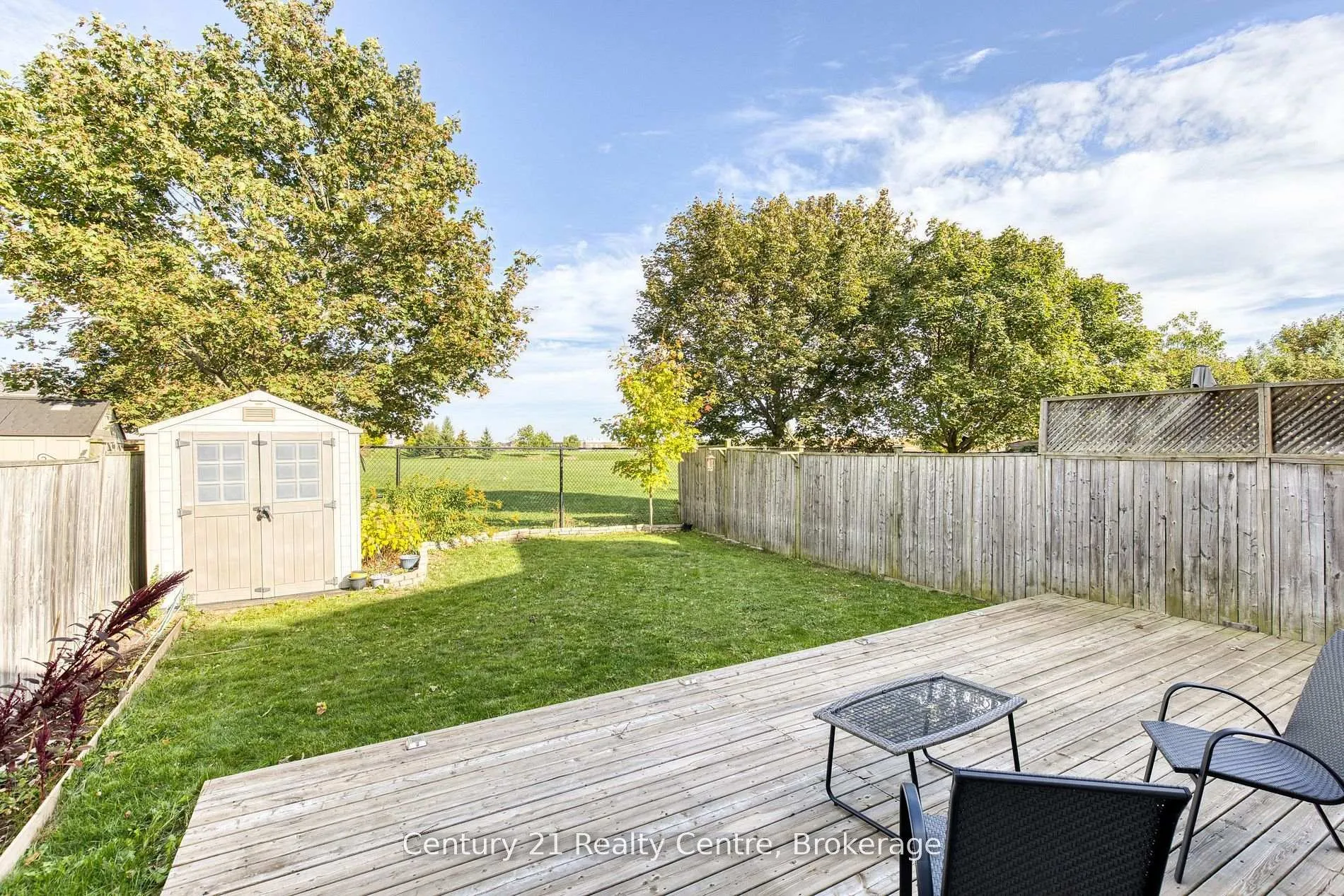 Photo 43 of 45 Hatch Street E, Whitby, Brooklin — HOMEH
