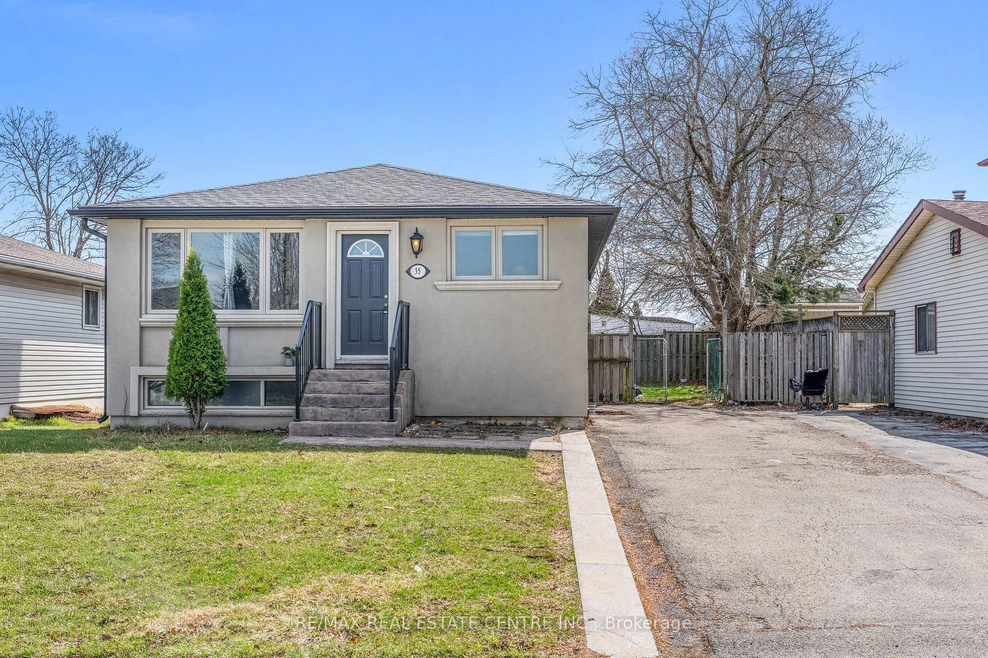 Photo 5 of 35 Folkestone Avenue, Hamilton, Lawfield — HOMEH