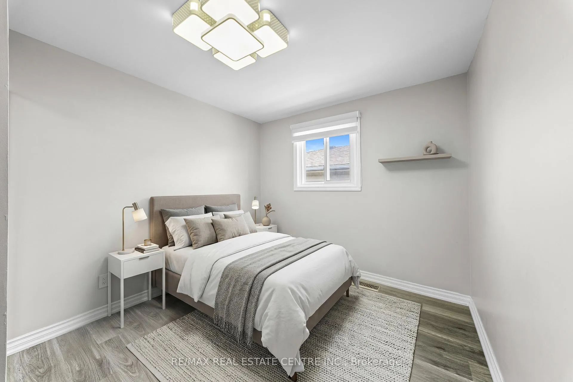 Photo 26 of 35 Folkestone Avenue, Hamilton, Lawfield — HOMEH