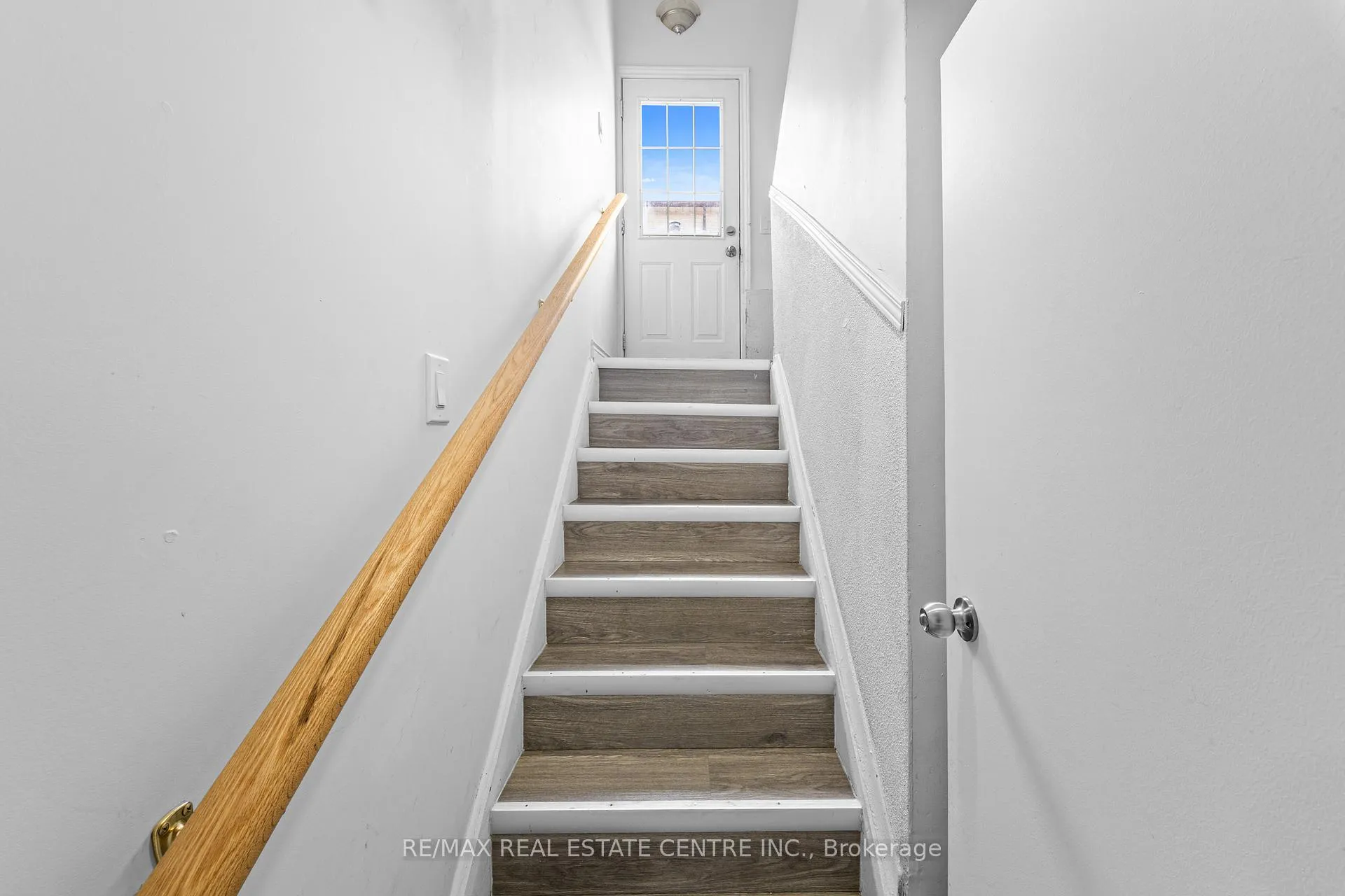 Photo 30 of 35 Folkestone Avenue, Hamilton, Lawfield — HOMEH
